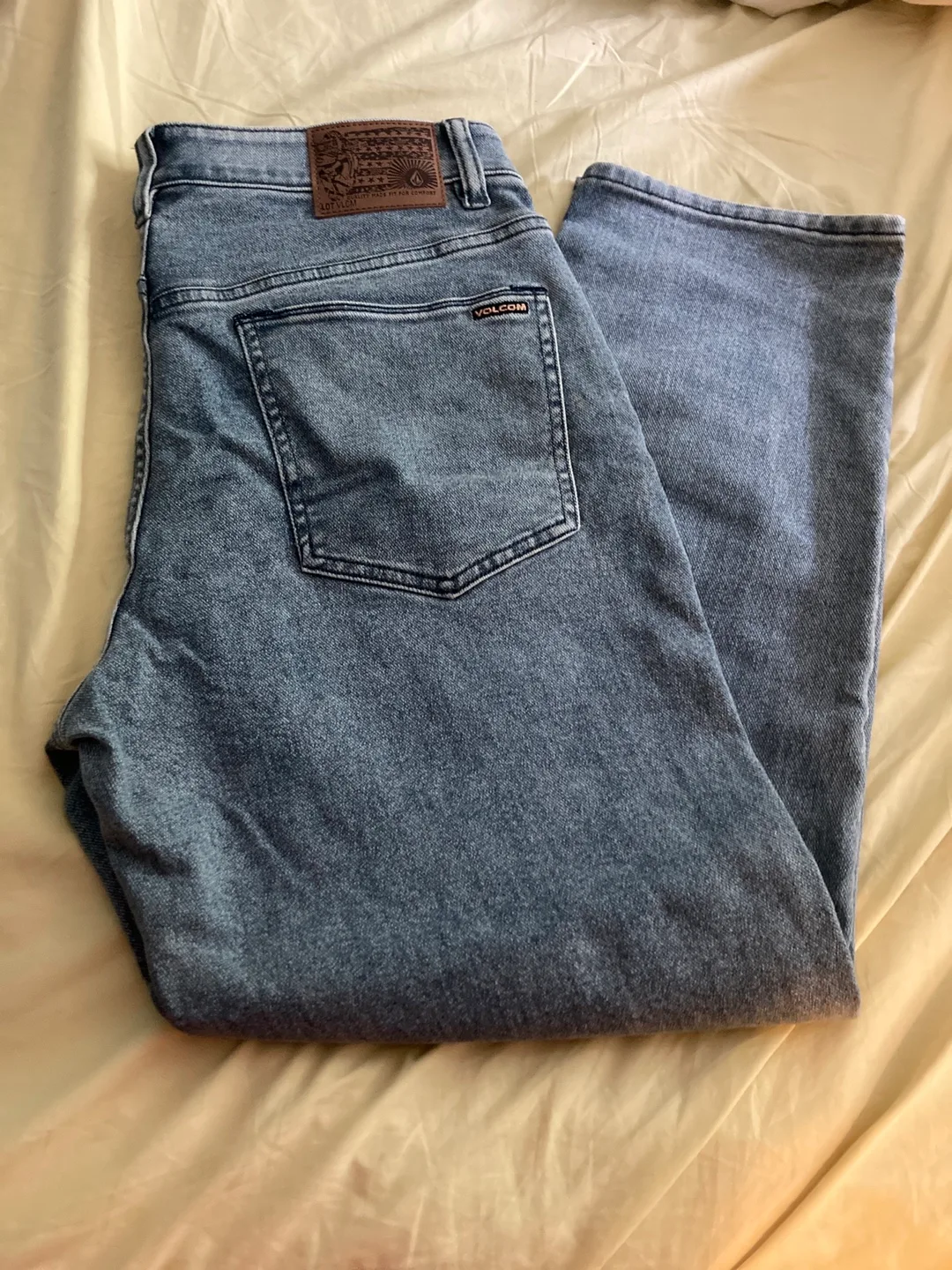 Volcom Jeans - Size 32 New thumbnail