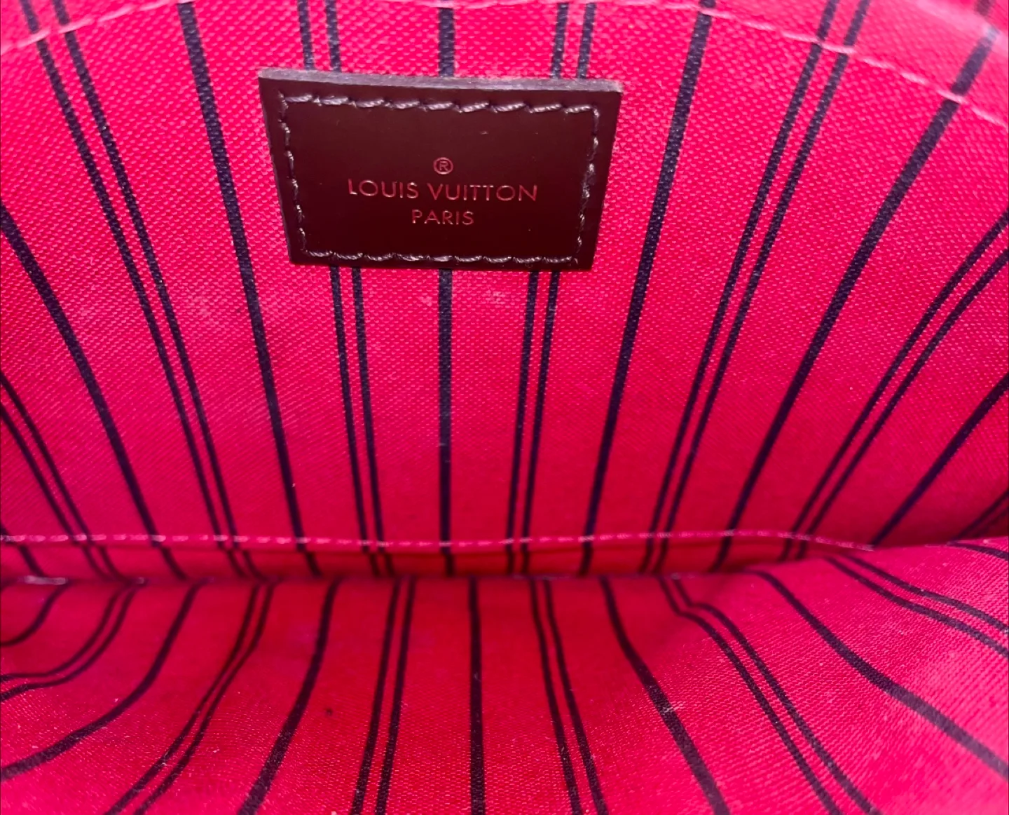 Louis Vuitton Damier Ebene Pochette image indicator(5)