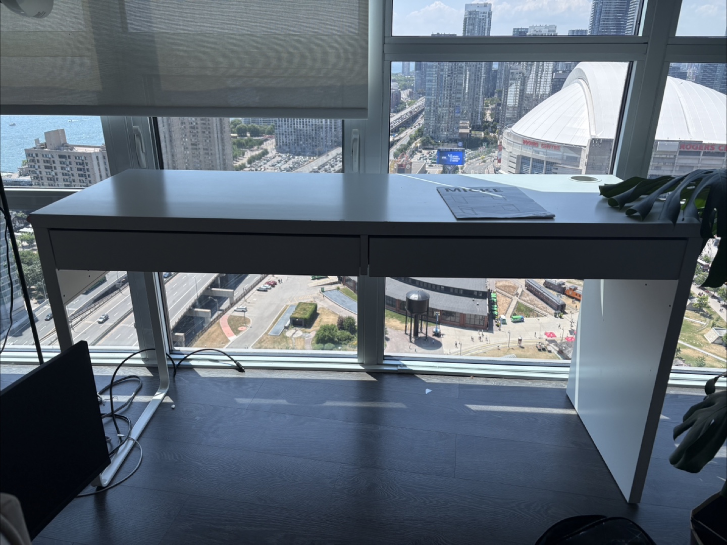 Ikea desk - photo 2