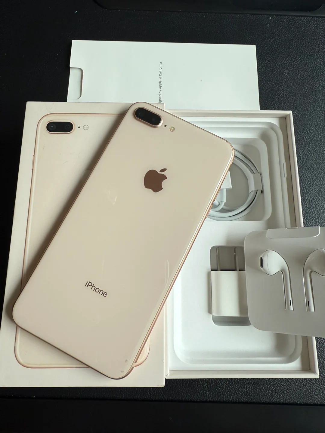 iPhone 8 Plus 256GB Gold thumbnail