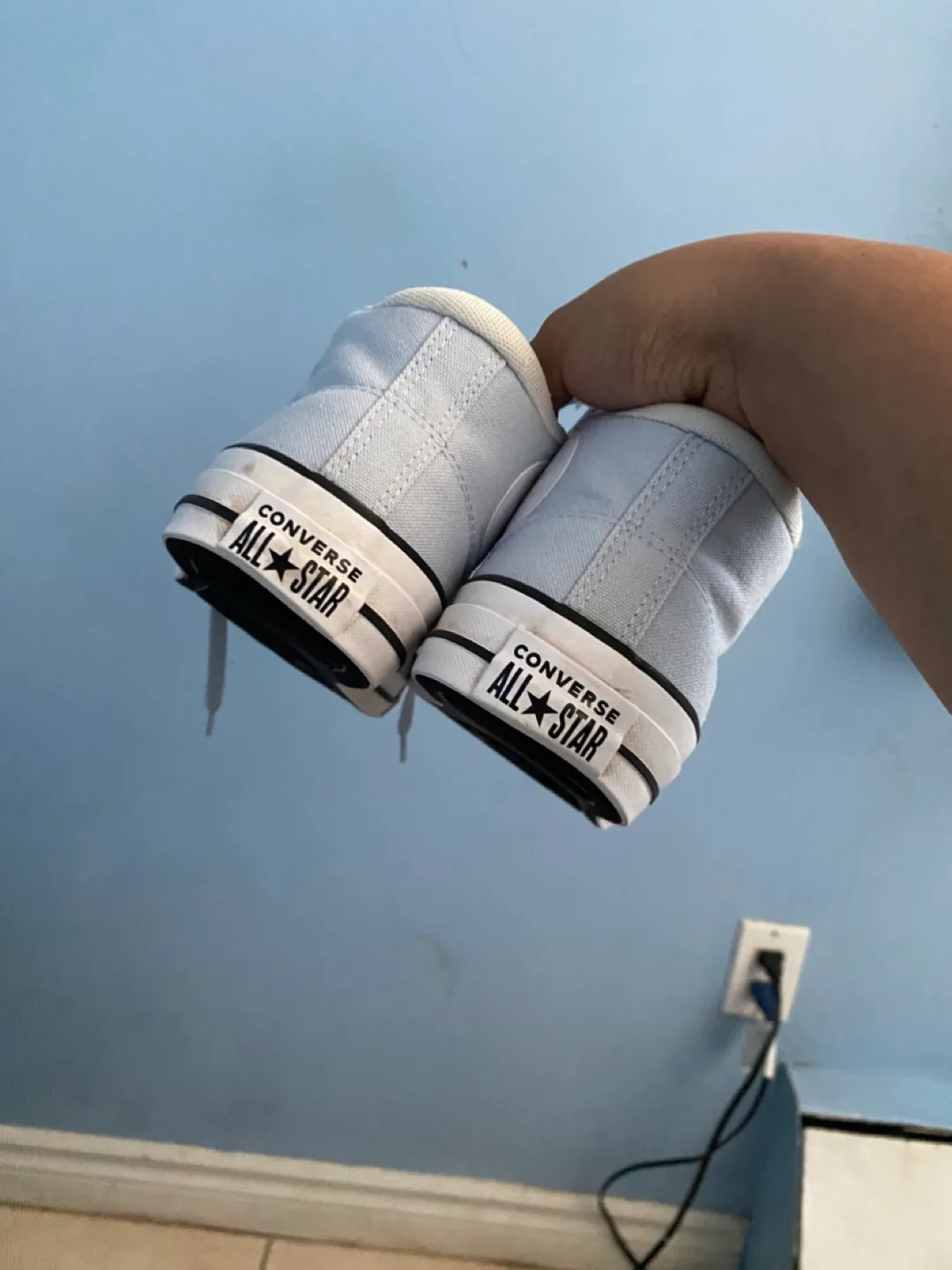 Chuck Taylor All Star Madison Mid image indicator(2)