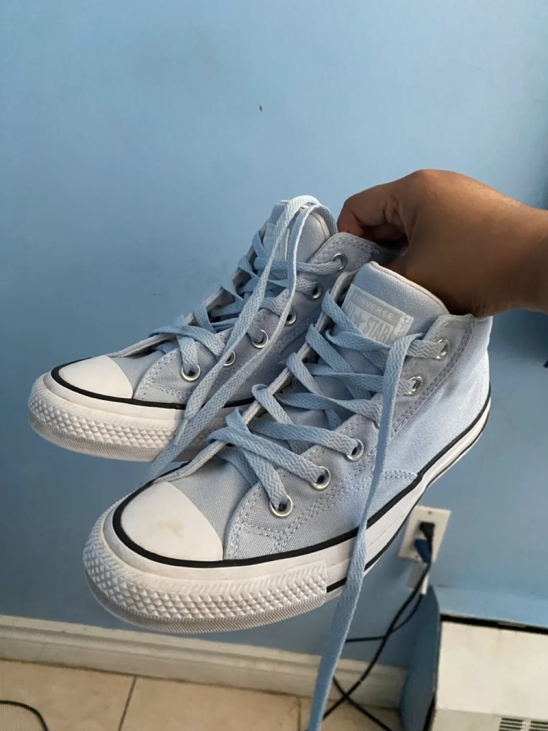 Chuck Taylor All Star Madison Mid thumbnail