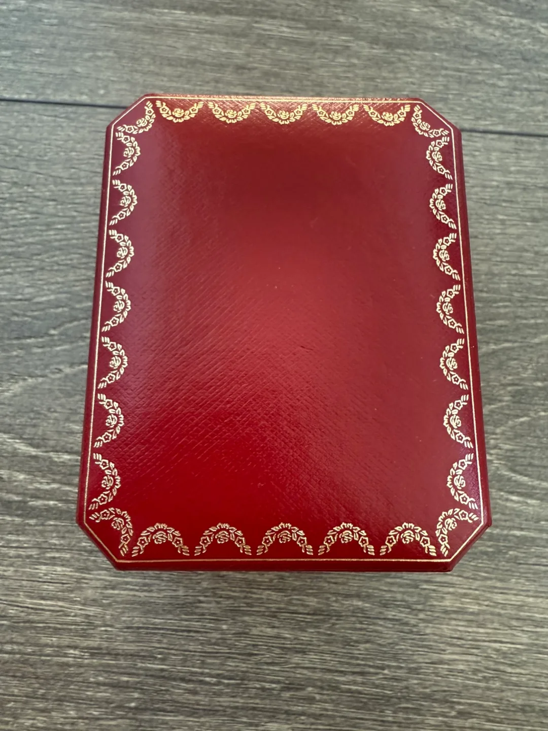 Cartier Marry rings Box image indicator(4)