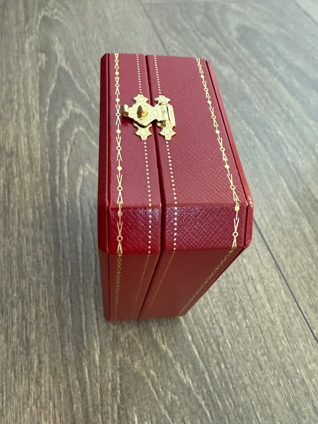 Cartier Marry rings Box image indicator(5)