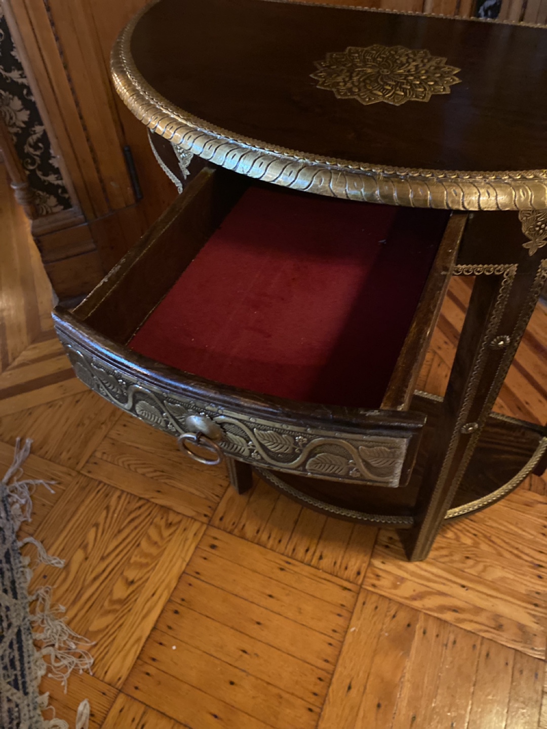 Half-Moon Entryway Table - photo 3