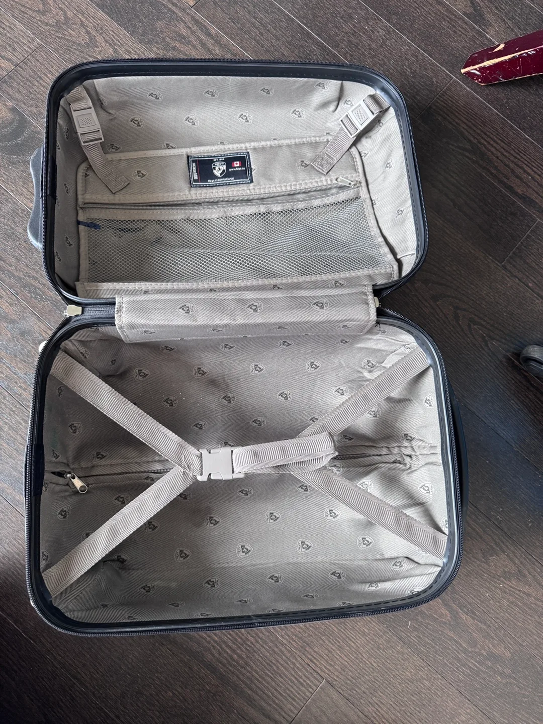 Heys Carry-On Luggage - Grey image indicator(4)