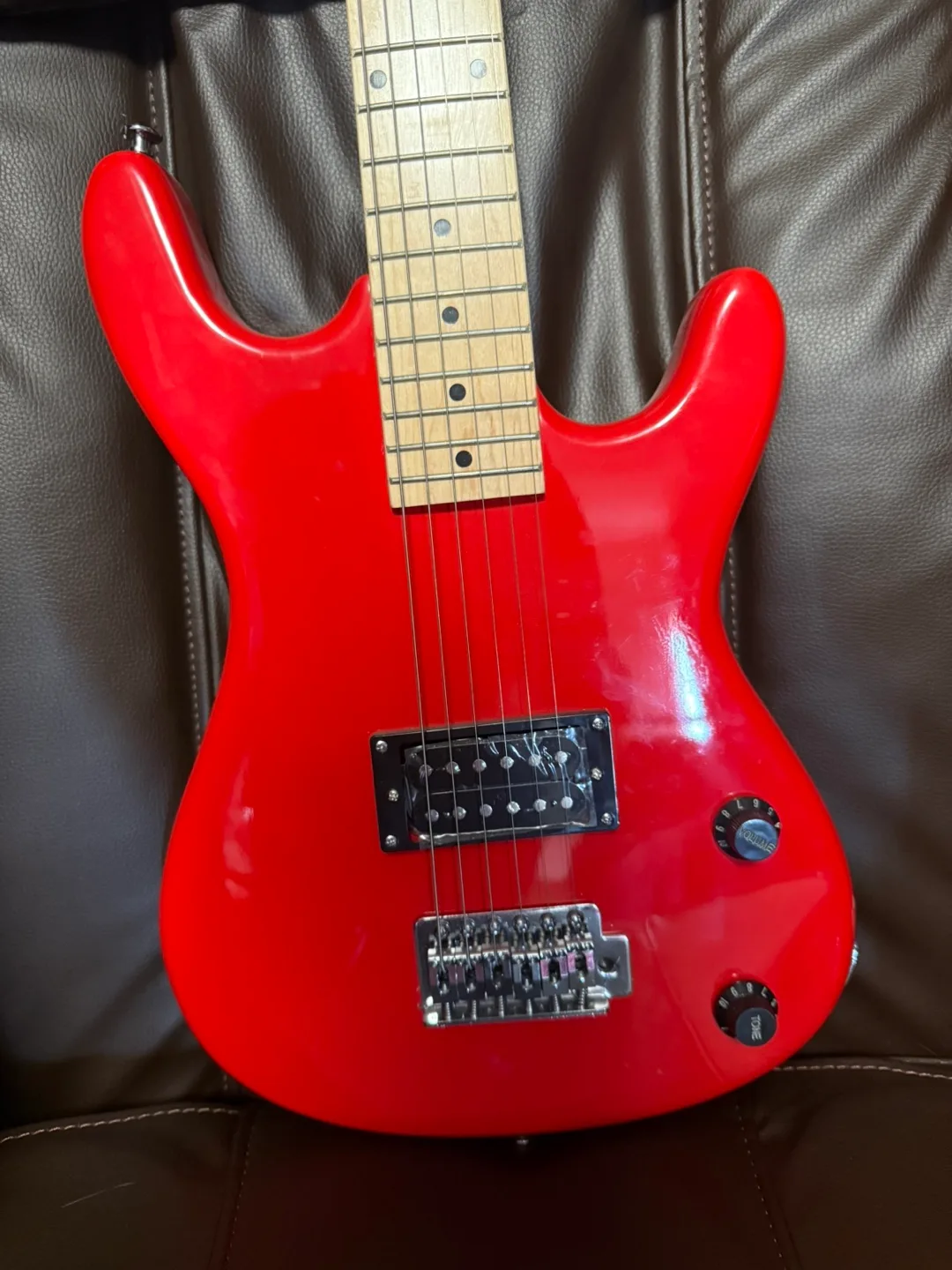 Viper JR Electric Guitar by B. Guitars - Red image indicator(3)