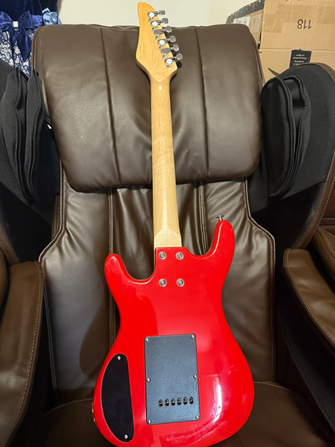 Viper JR Electric Guitar by B. Guitars - Red image indicator(8)