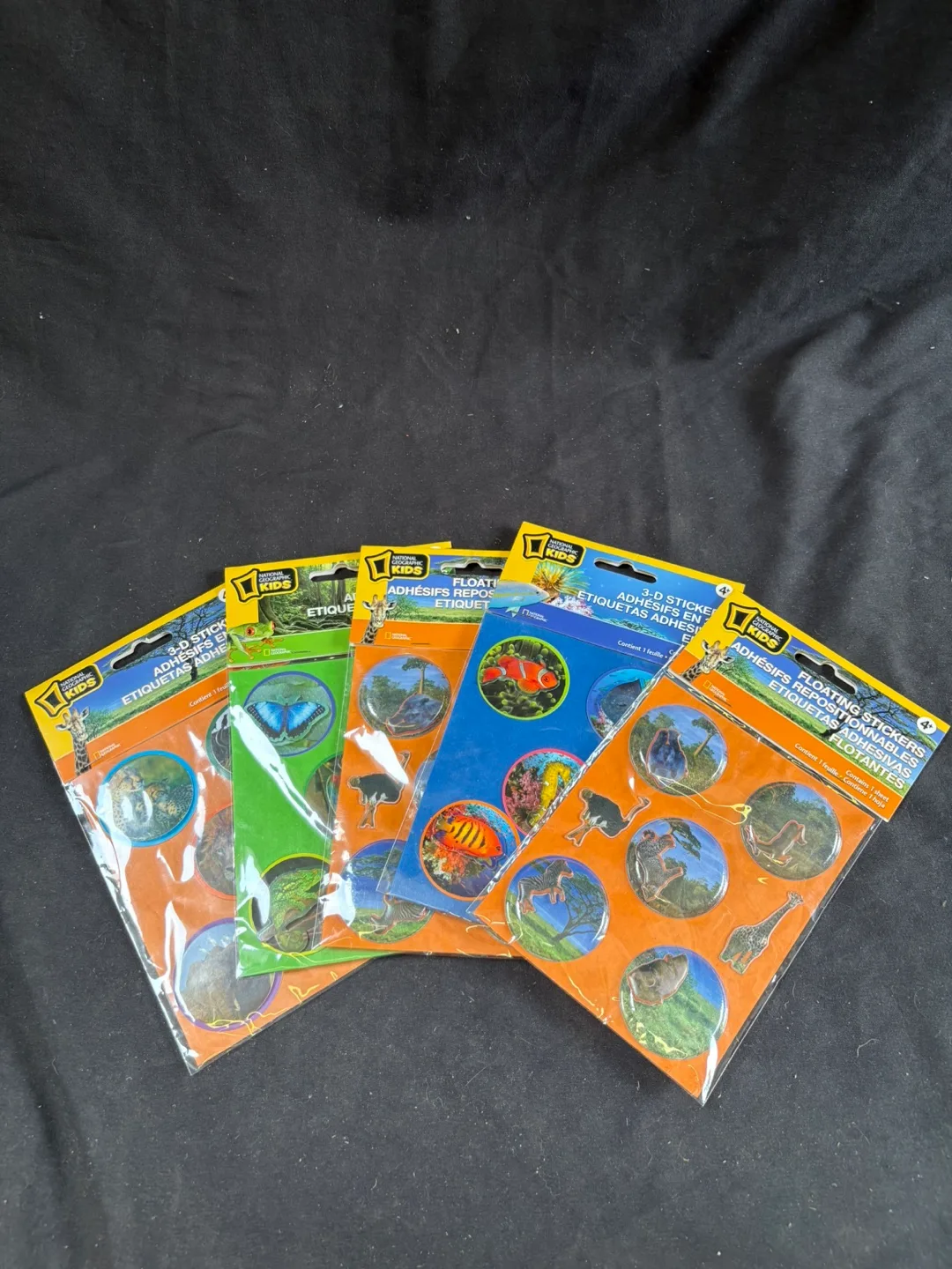 🇨🇦National Geographic Kids 3-D & Floating Stickers - New! thumbnail