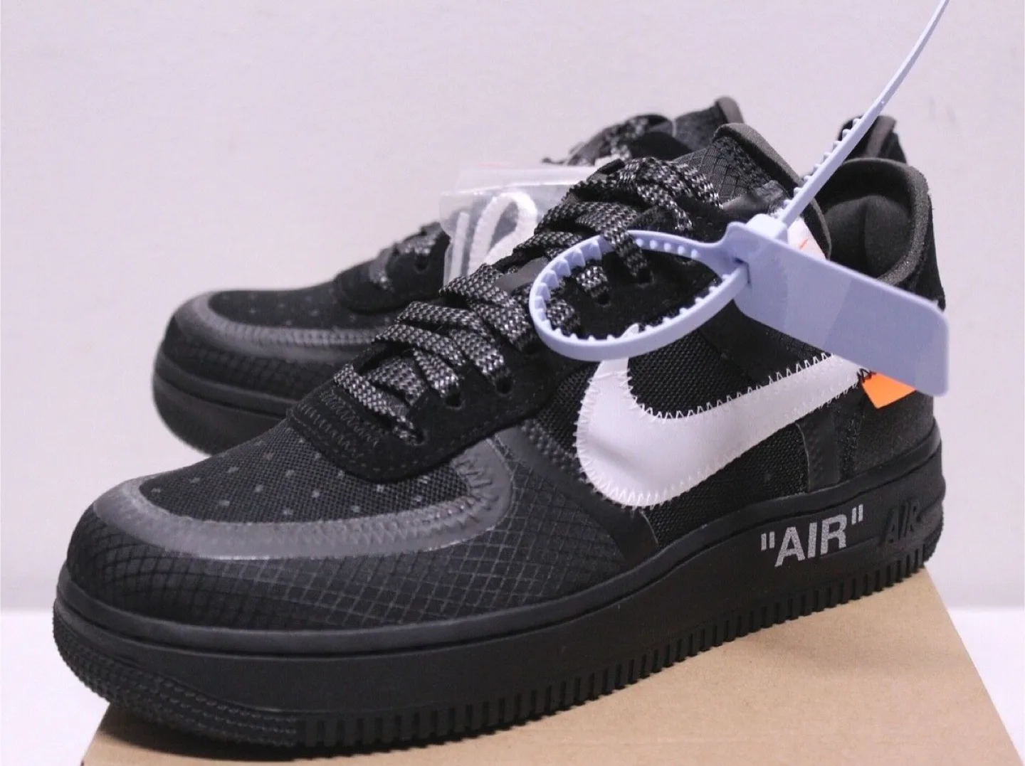 Nike Air Force 1 Low Off-White Black thumbnail