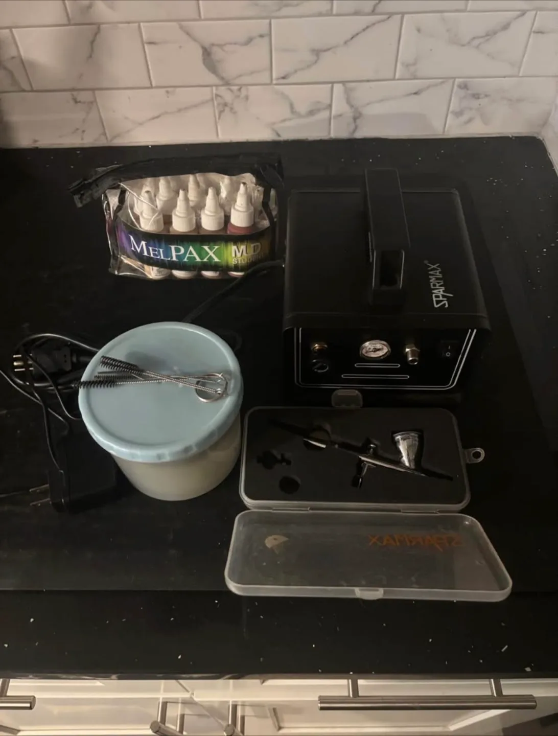 Sparmax Airbrush Kit with Melpax MUD Student thumbnail