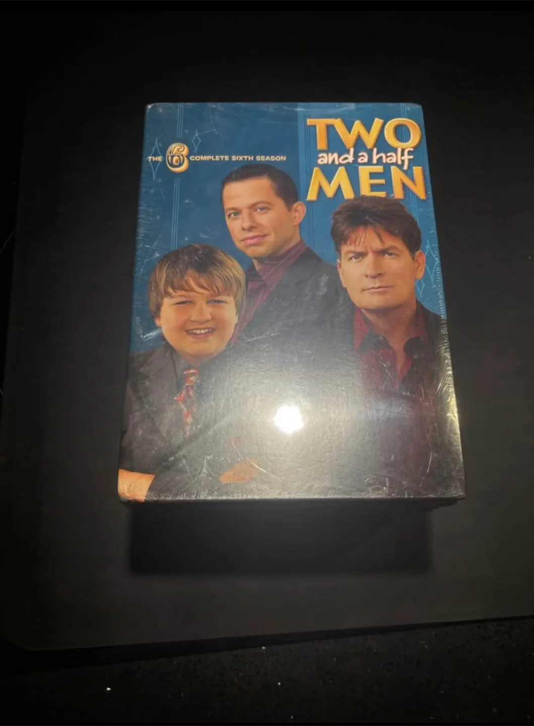 Two and a Half Men: Complete Series DVD Set image indicator(2)