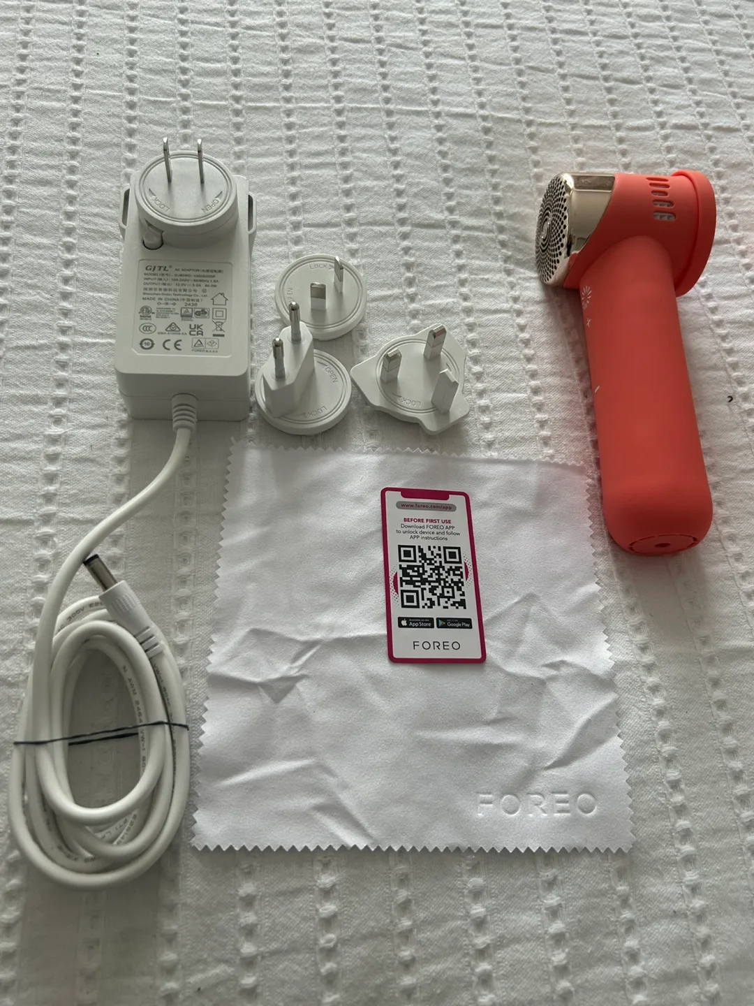 New FOREO Peach 2 Go IPL Hair Removal Device thumbnail