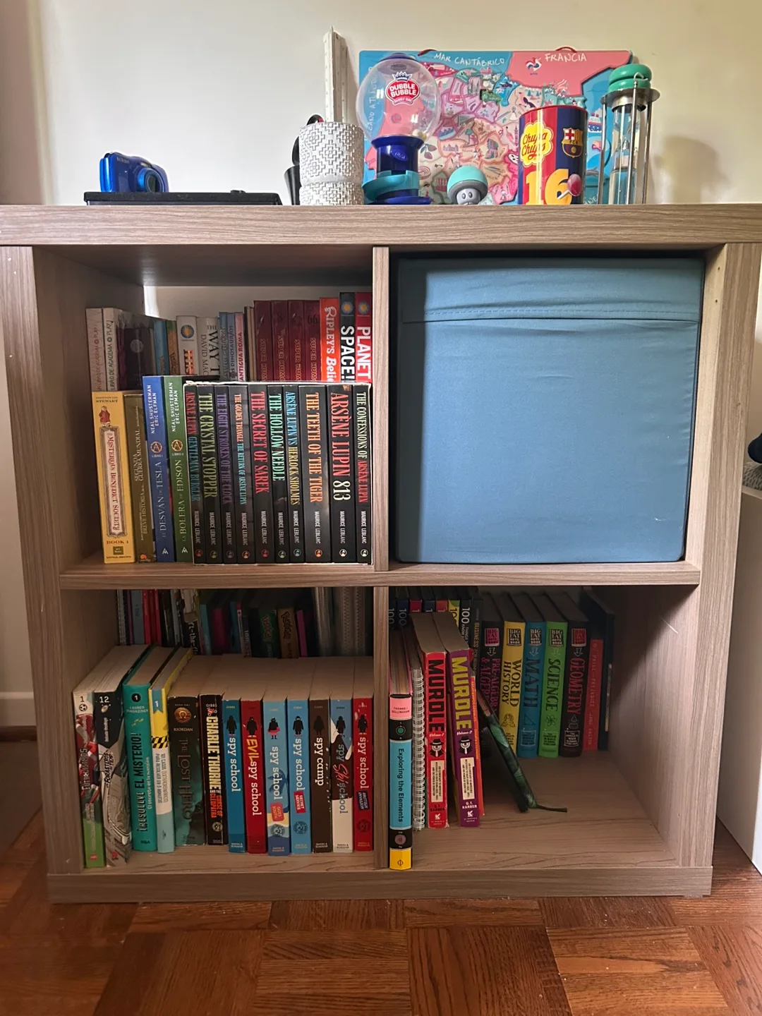 IKEA Kallax Shelf Unit thumbnail