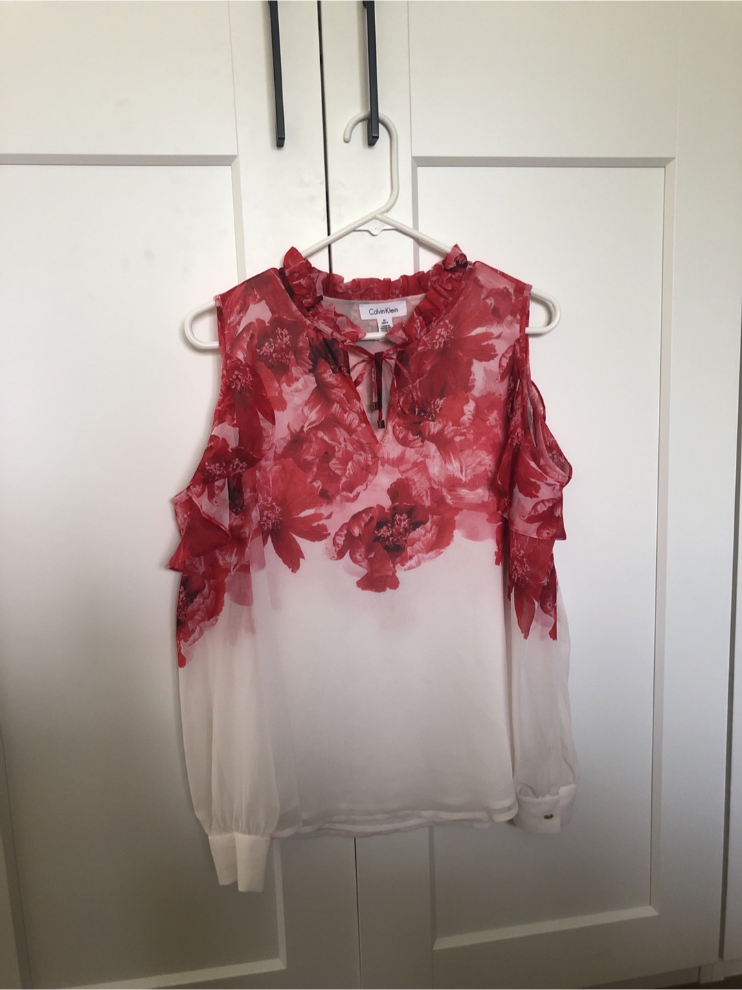 Calvin Klein Floral Blouse - Size s M