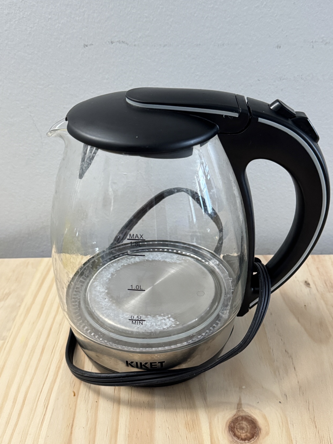 Kiket Electric Kettle - 1.8L 🇨🇦 - photo 2