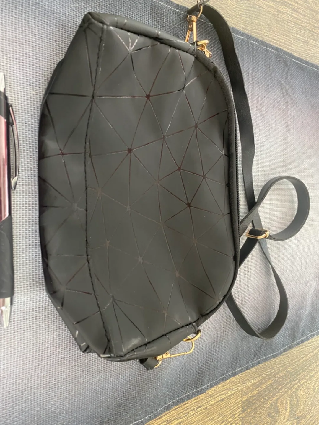 Black Geometric Pattern Crossbody Bag thumbnail