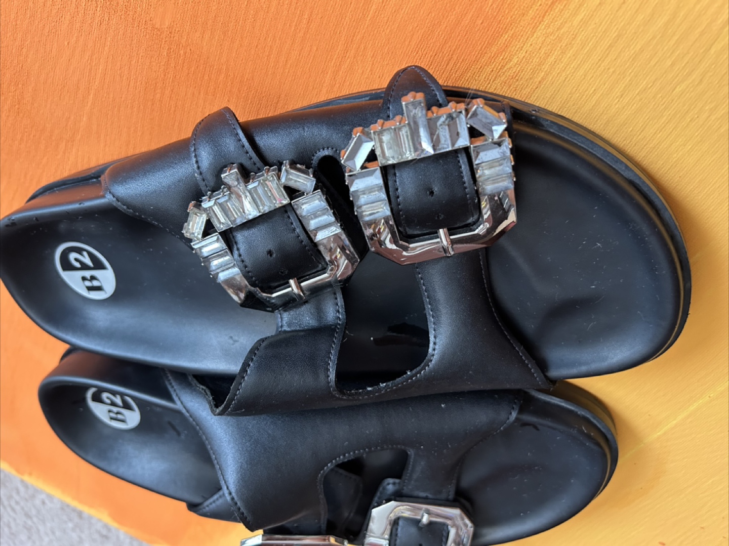 B2 Black Embellished Buckle Sandals - photo 2