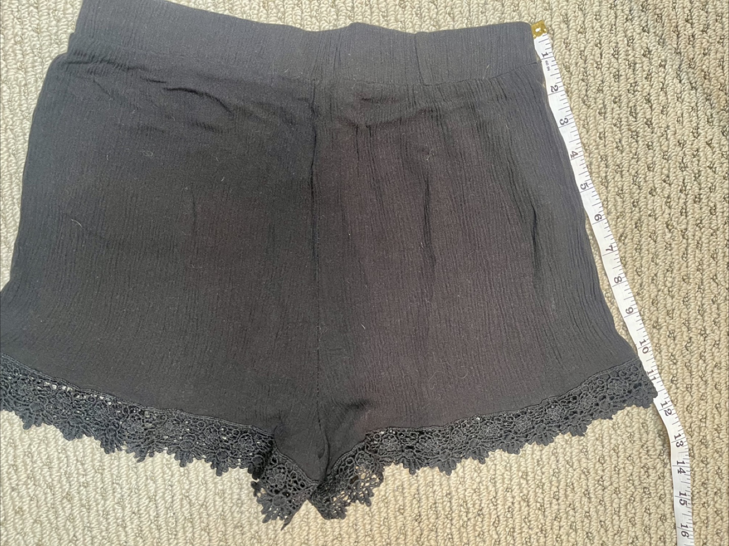 🇨🇦Black drawstring with lace detail shorts - photo 3