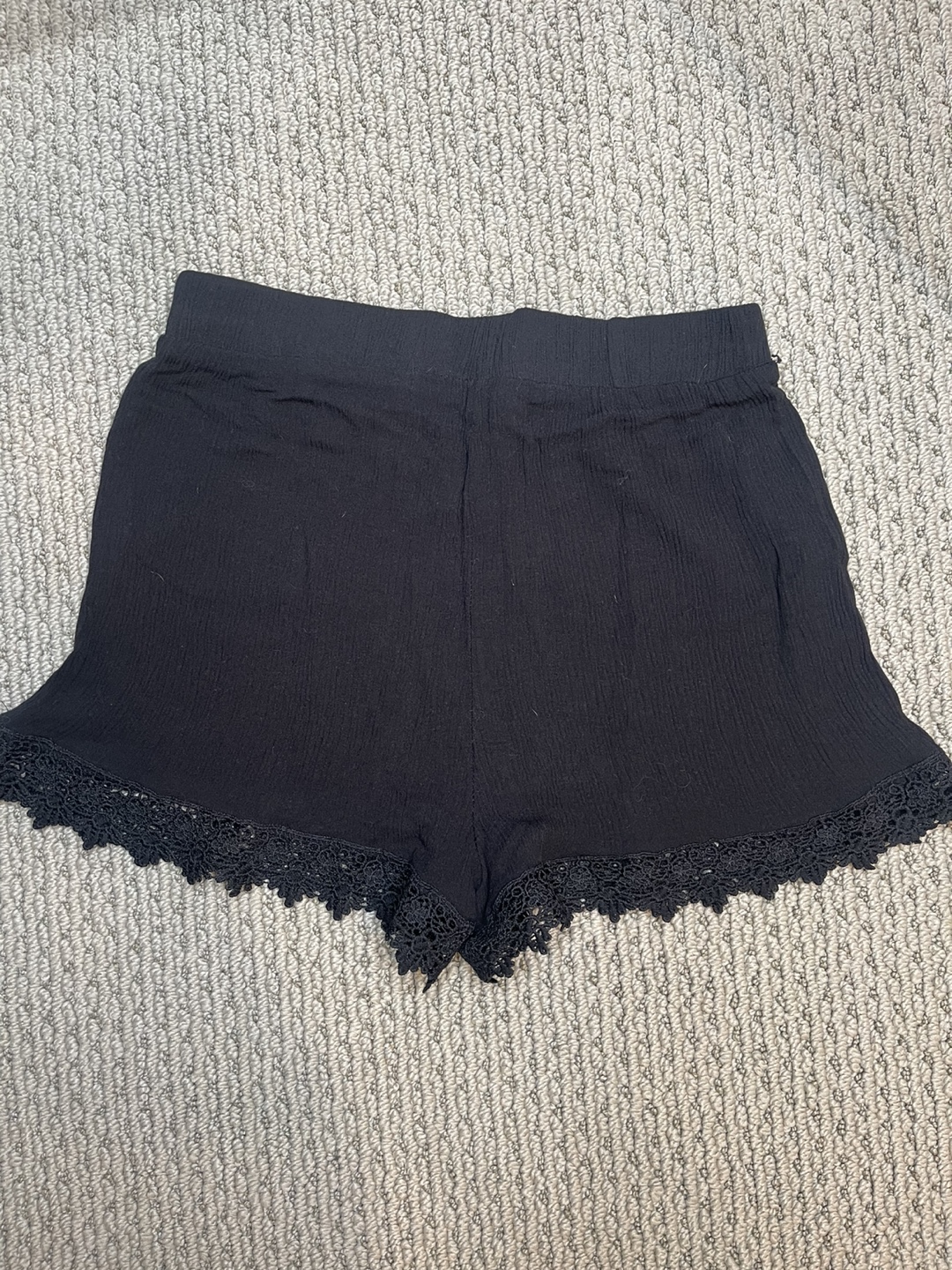 🇨🇦Black drawstring with lace detail shorts - photo 2