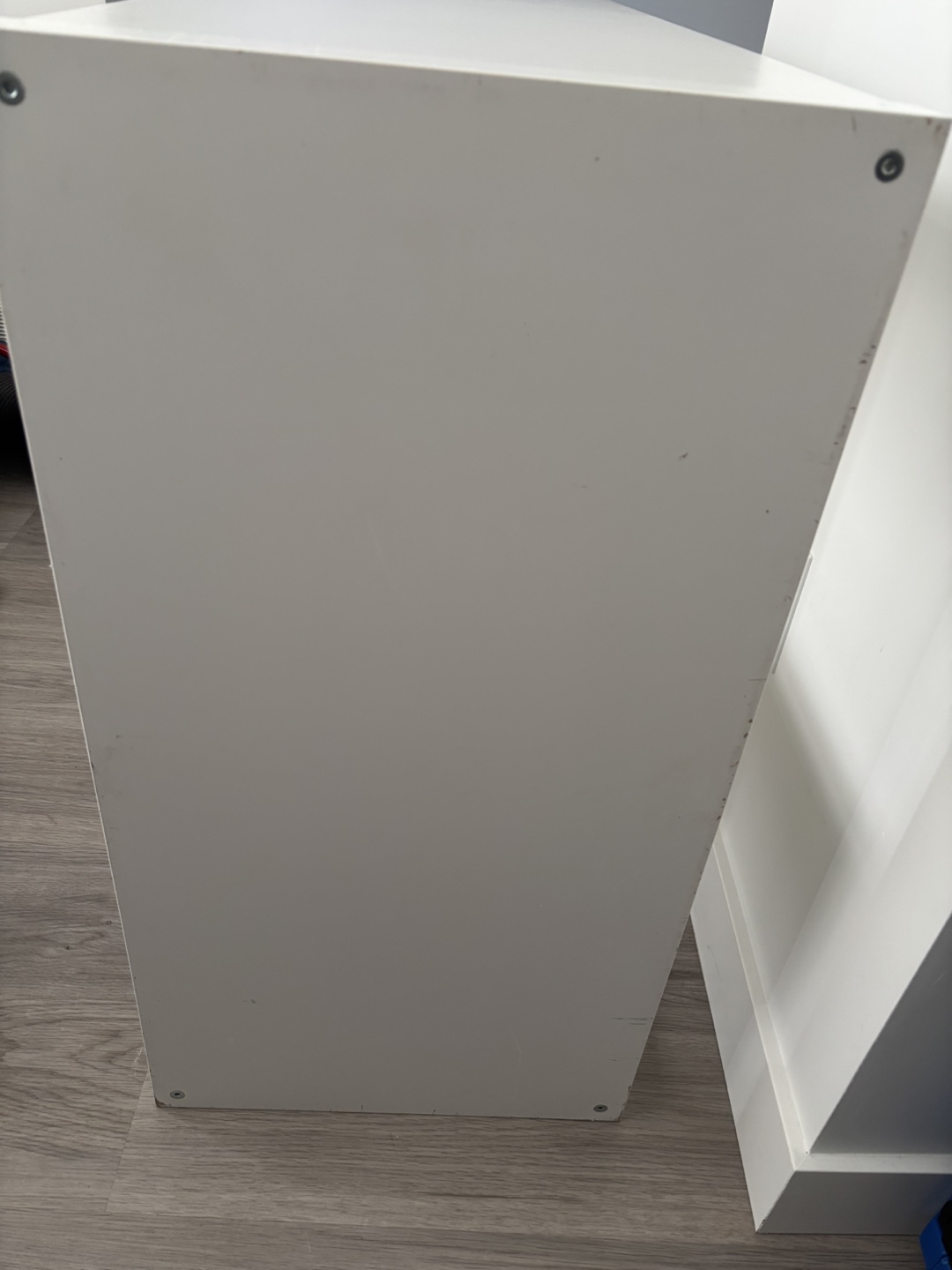White Shelf Unit