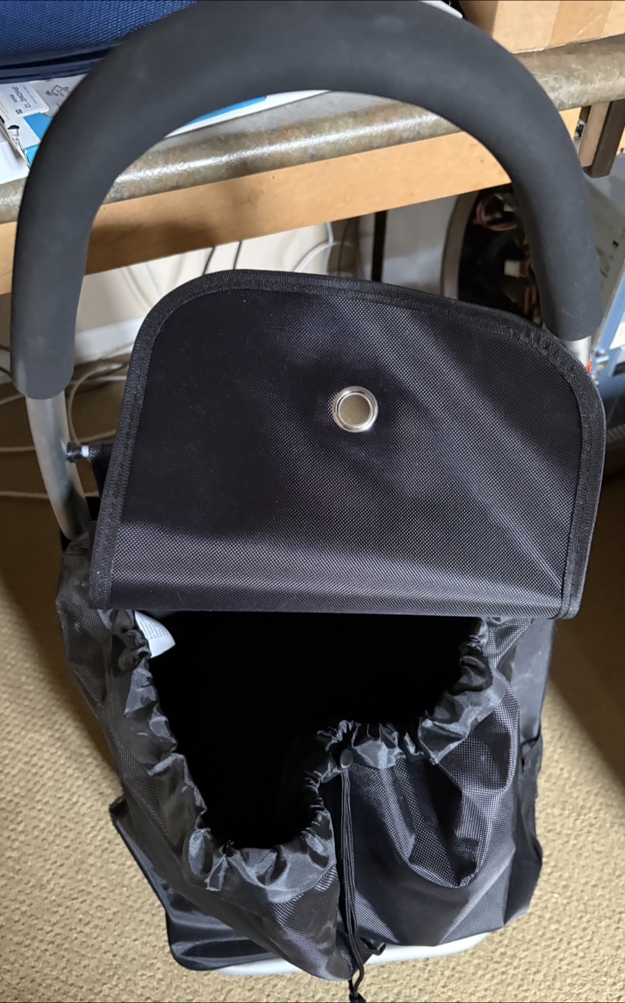 Black Shopping Cart