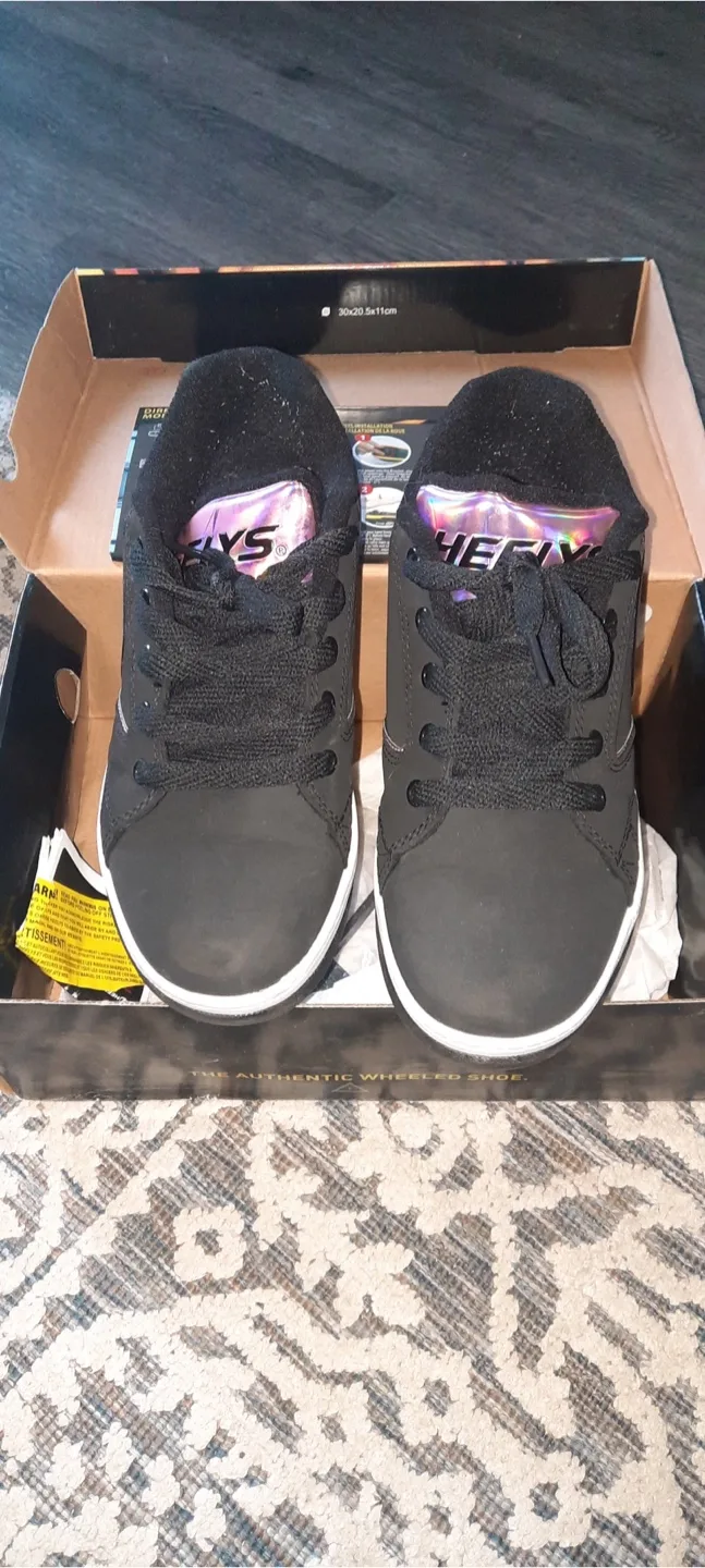 Heelys Wheeled Shoes thumbnail