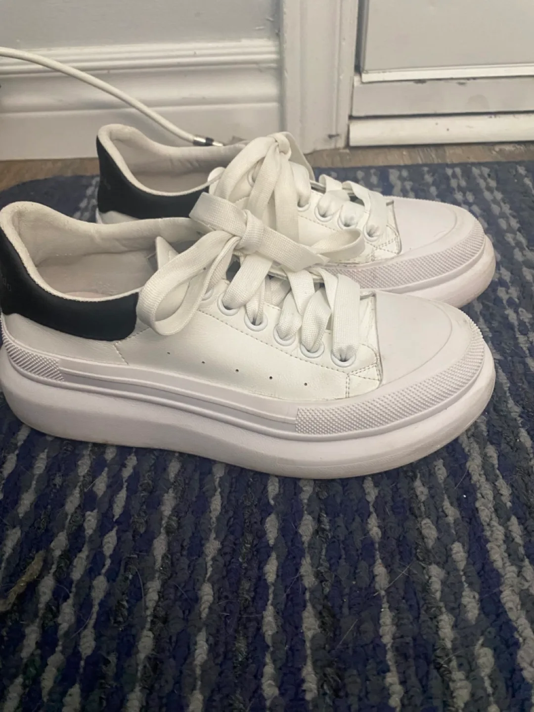 Franco Gerardo White Sneakers thumbnail