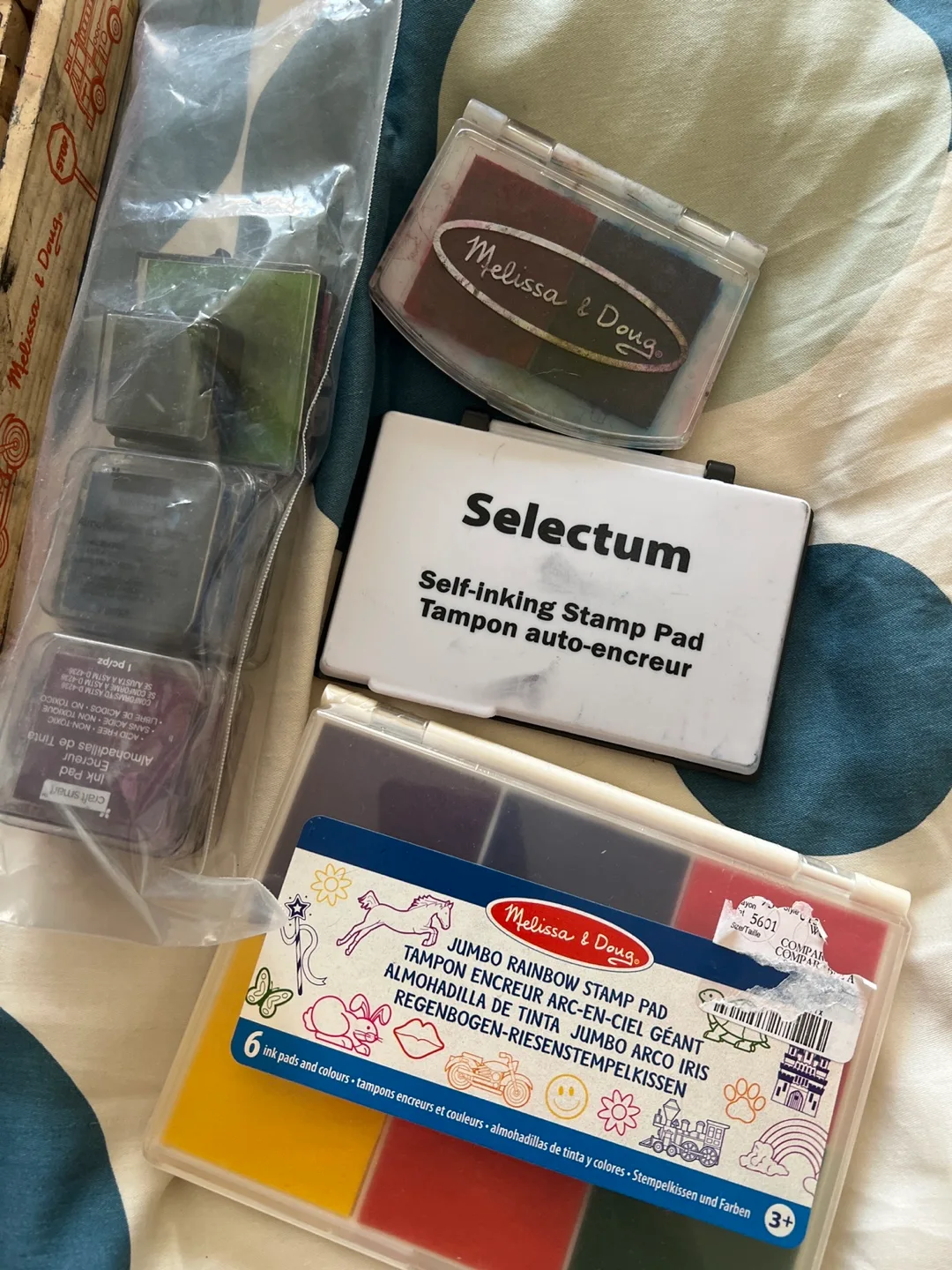 Stamping kit with ink pads image indicator(3)