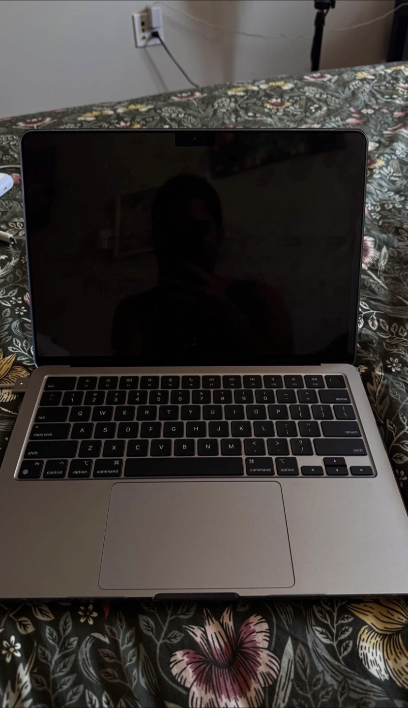 MacBook Air M2, 8GB Memory, 256GB Storage - photo 4