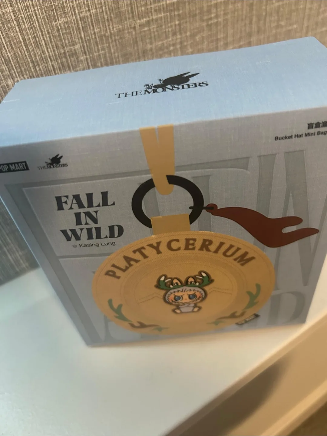 THE MONSTERS Fall in Wild Bucket Hat Mini Bag Pop Mart image indicator(5)