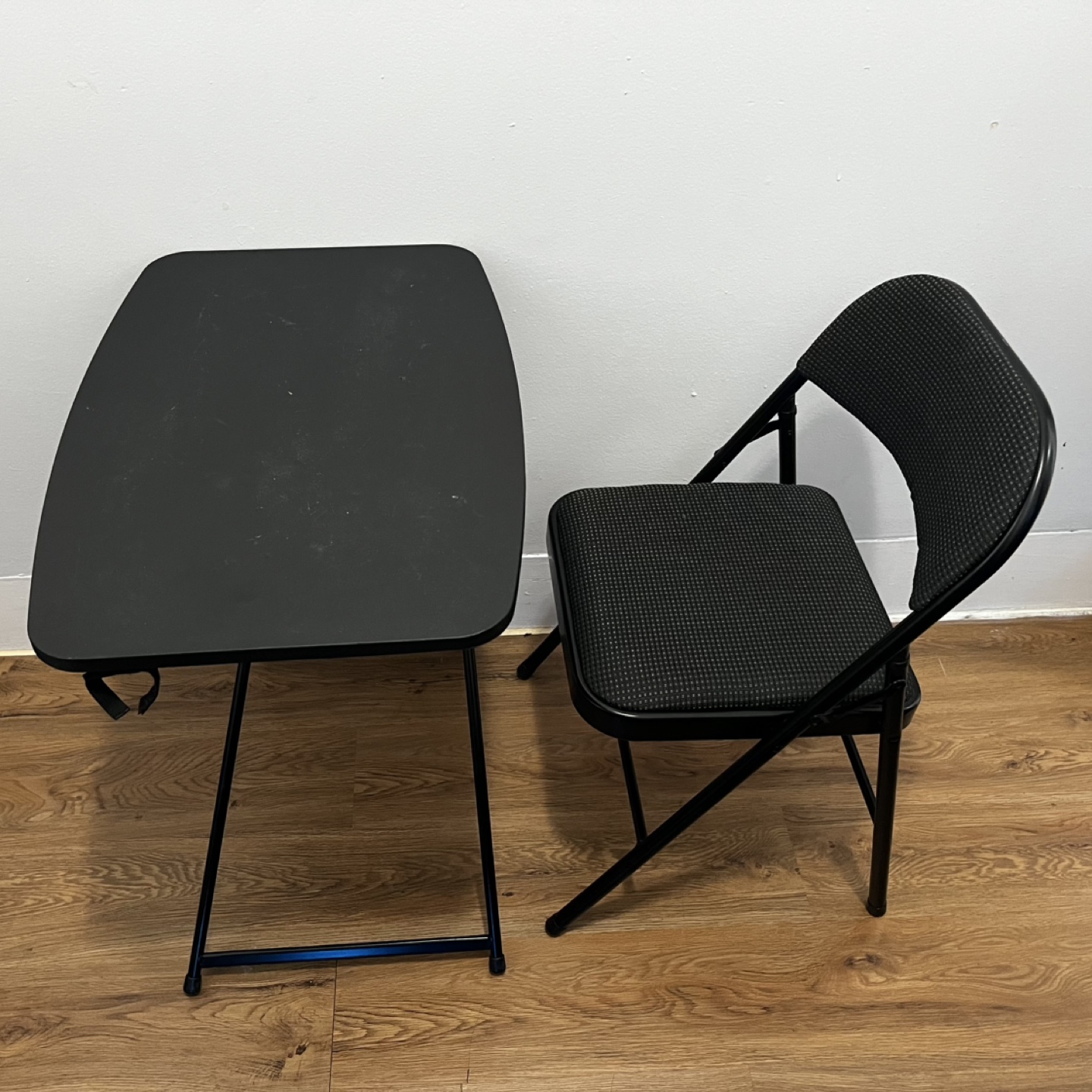 Mainstays Black Folding Fabric Chair & Table Set - photo 2