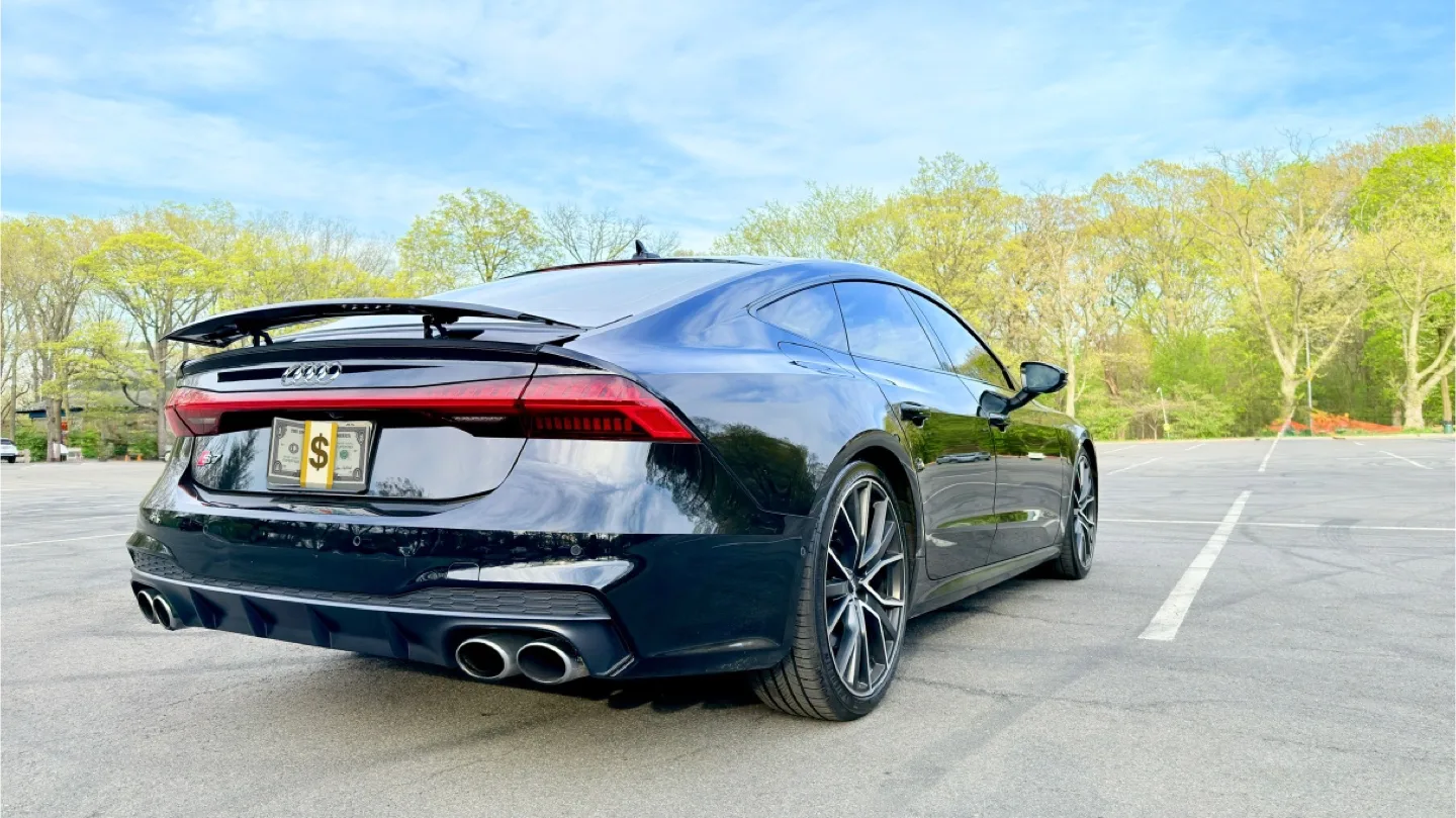 Audi S7 - Black image indicator(2)