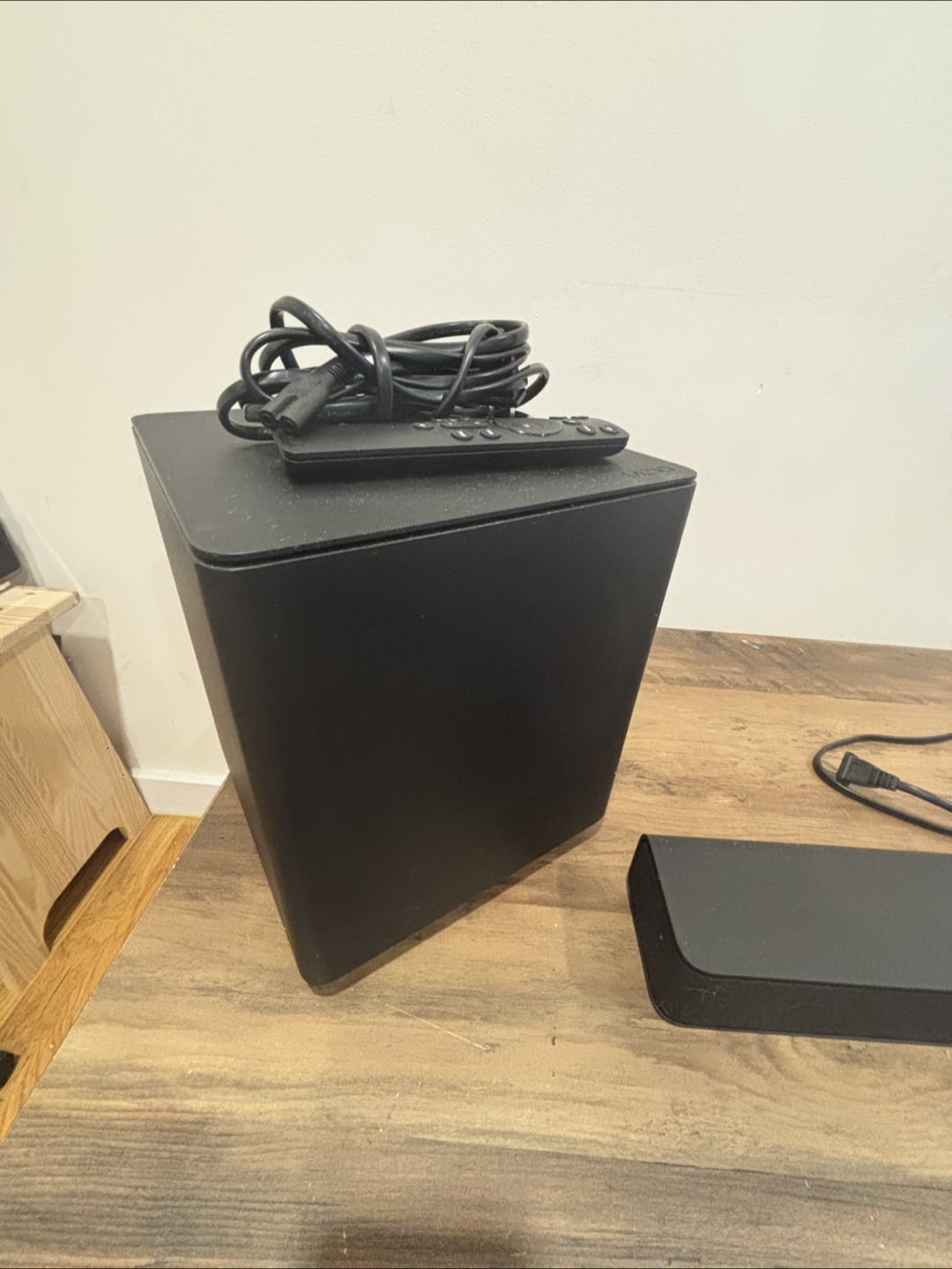Vizio Soundbar with Subwoofer (PICKUP BY 2/28)