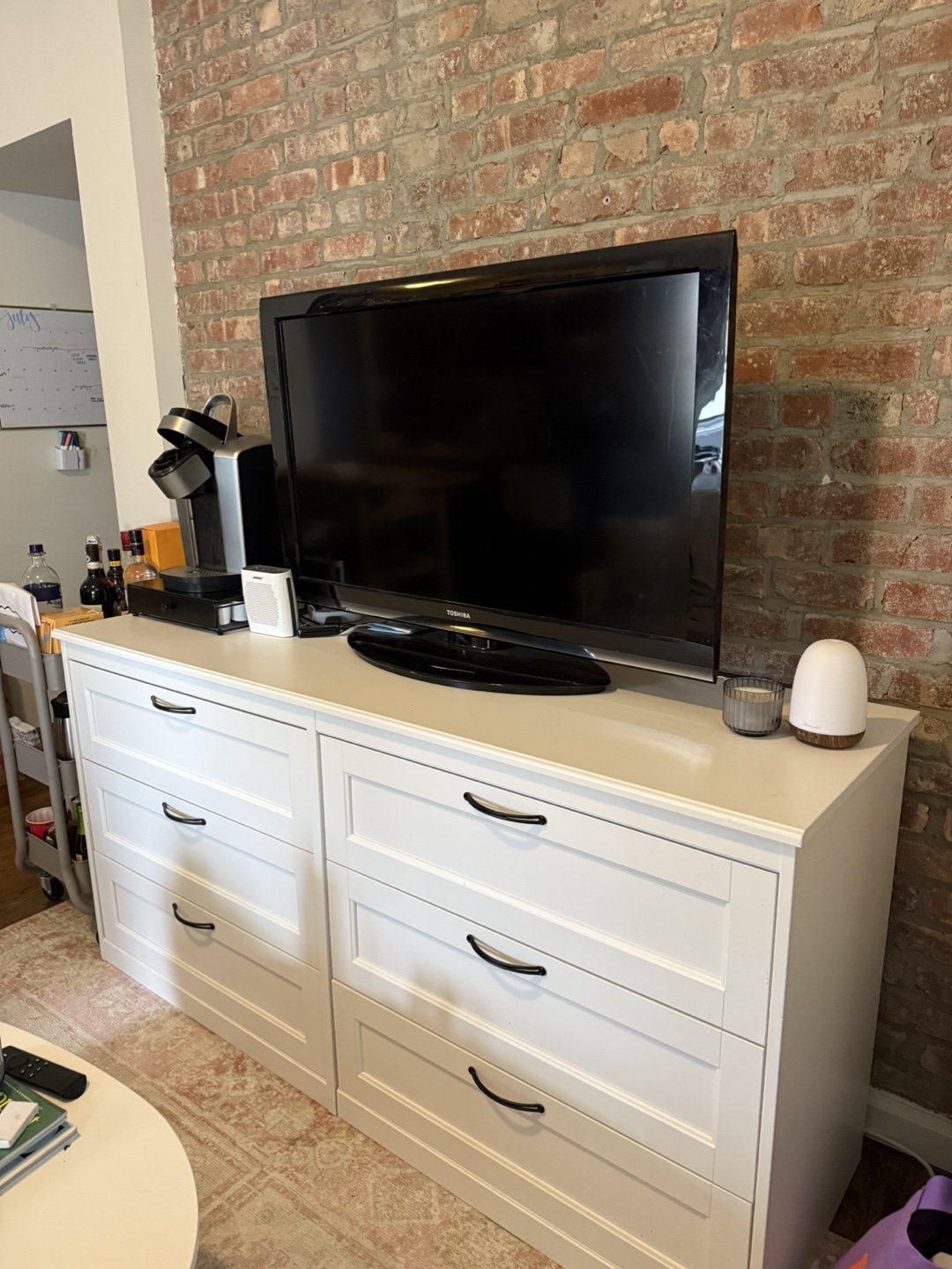 6 Drawer White Dresser with Black Handles - photo 2