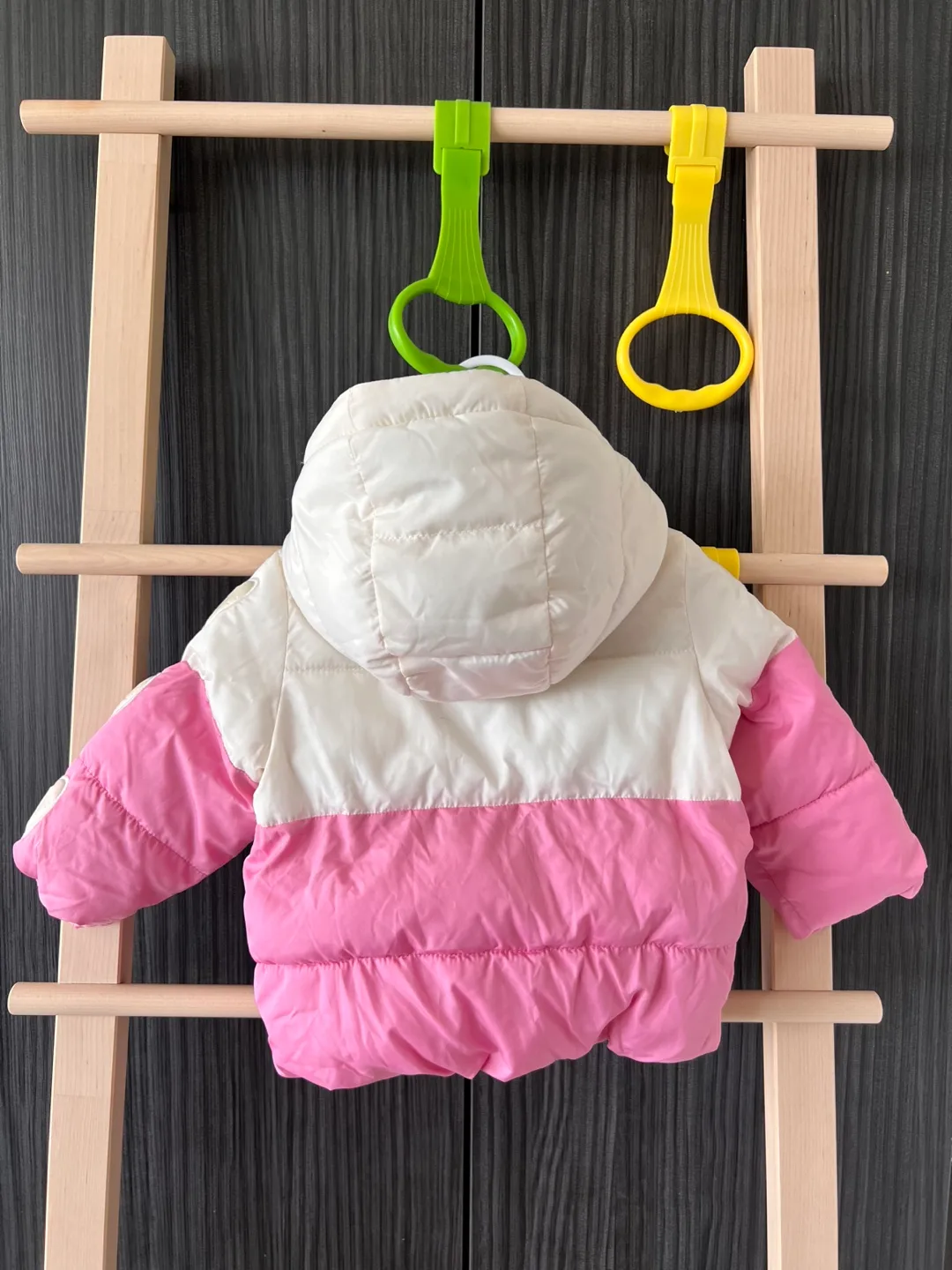 Old Navy Baby Puffer Jacket (6-12M) image indicator(2)