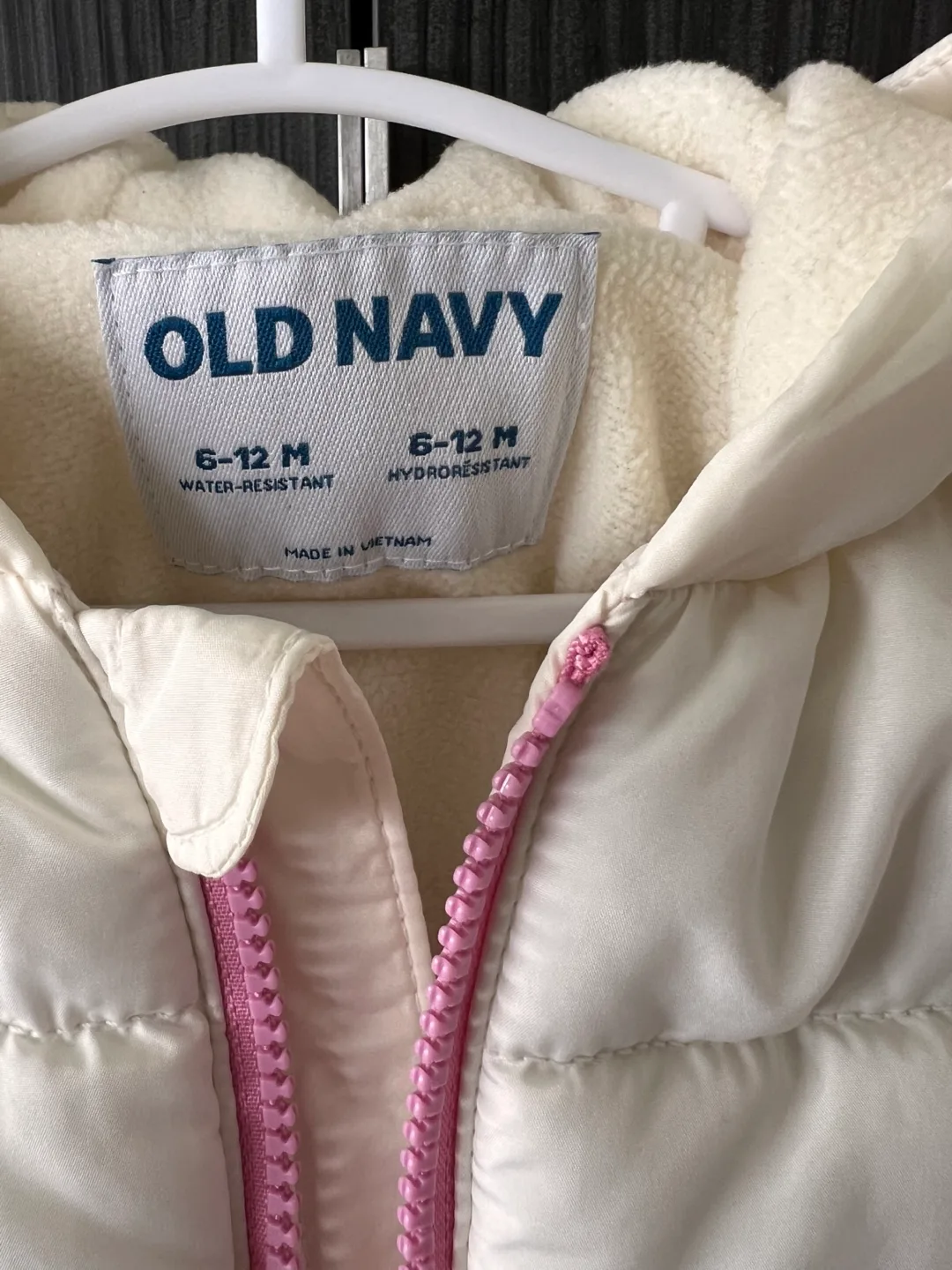 Old Navy Baby Puffer Jacket (6-12M) image indicator(3)