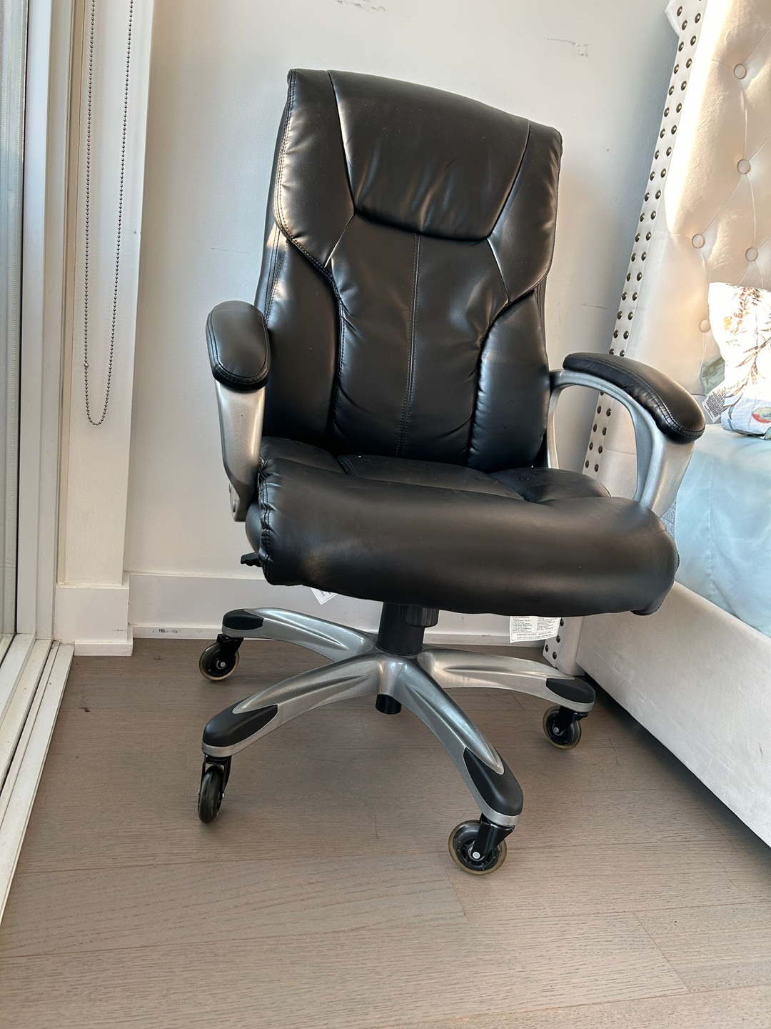 Black Leather Office Chair - photo 3