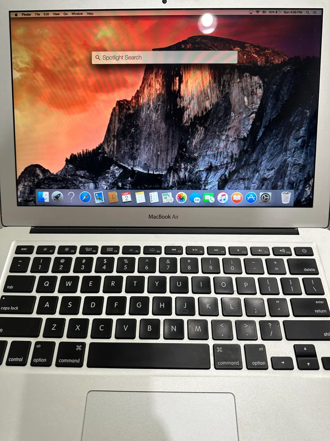 MacBook Air -A1466 thumbnail