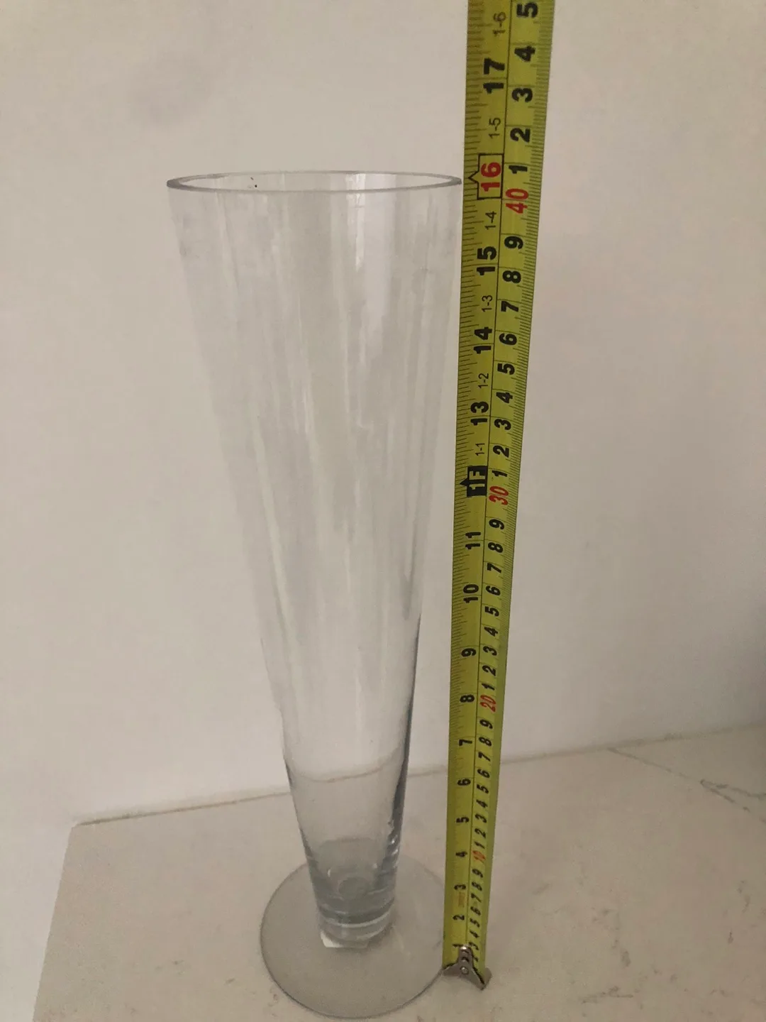 Tall  Glass Vase image indicator(2)