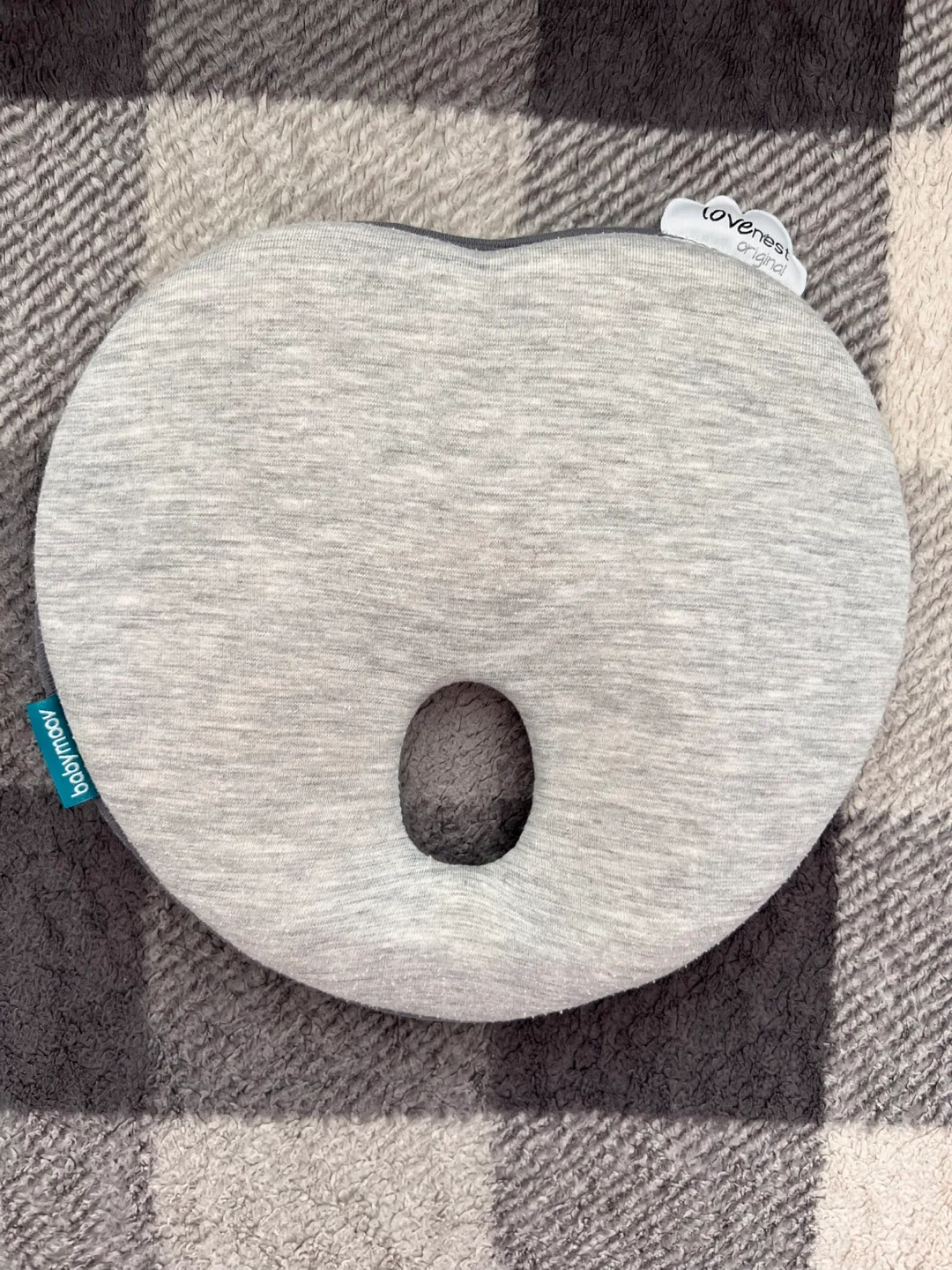 Babymoov Lovenest Original Head Support Pillow thumbnail