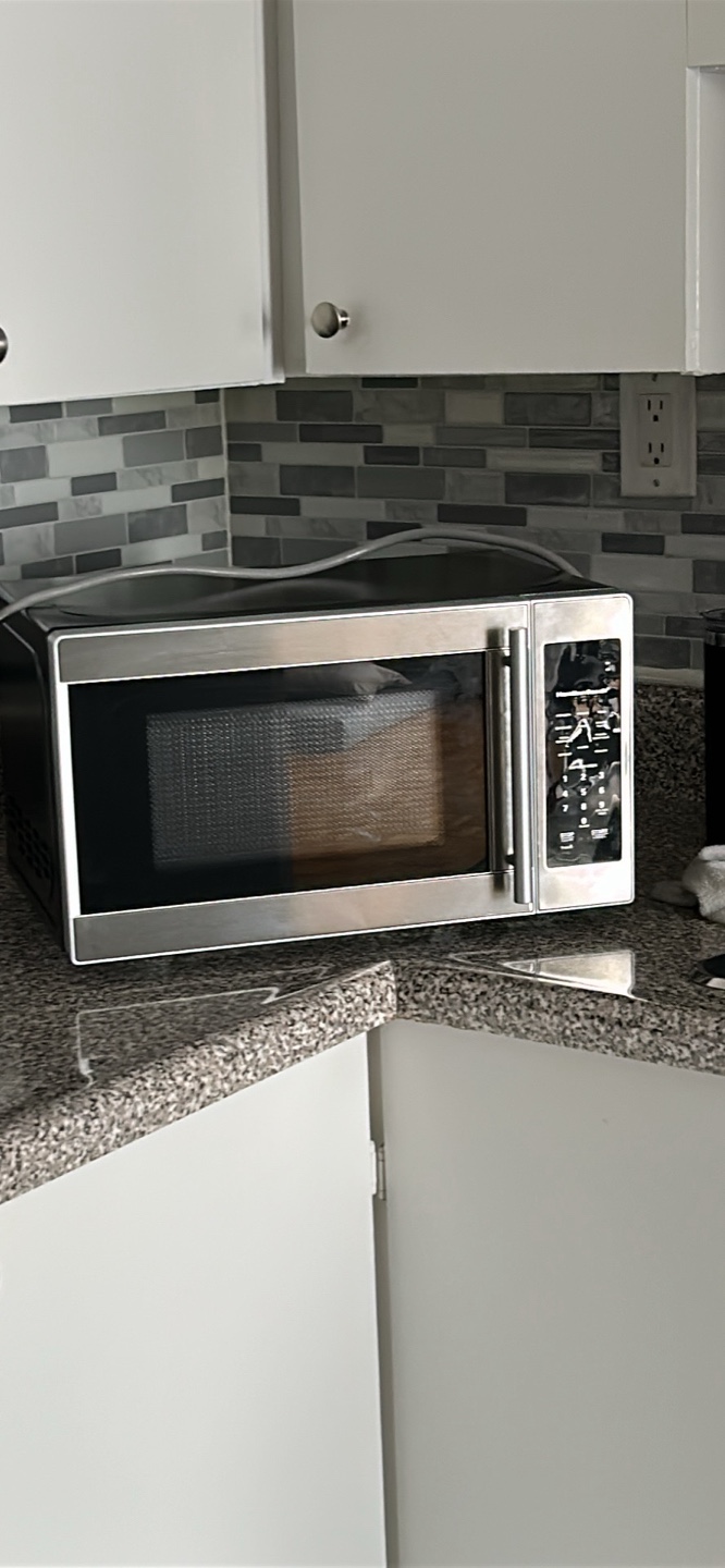 Microwave - kitchen stuff