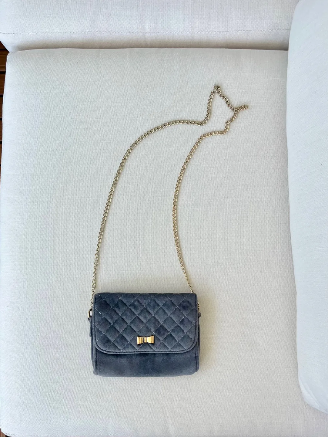 Grey Quilted Velvet Chain Bag thumbnail
