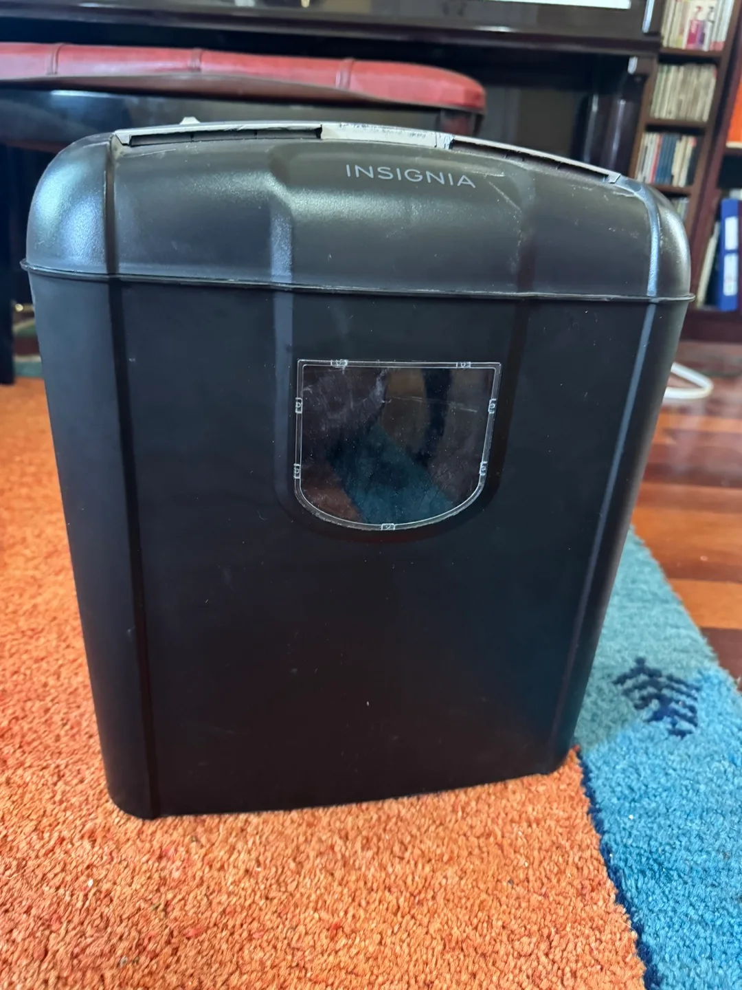 Insignia Paper Shredder thumbnail