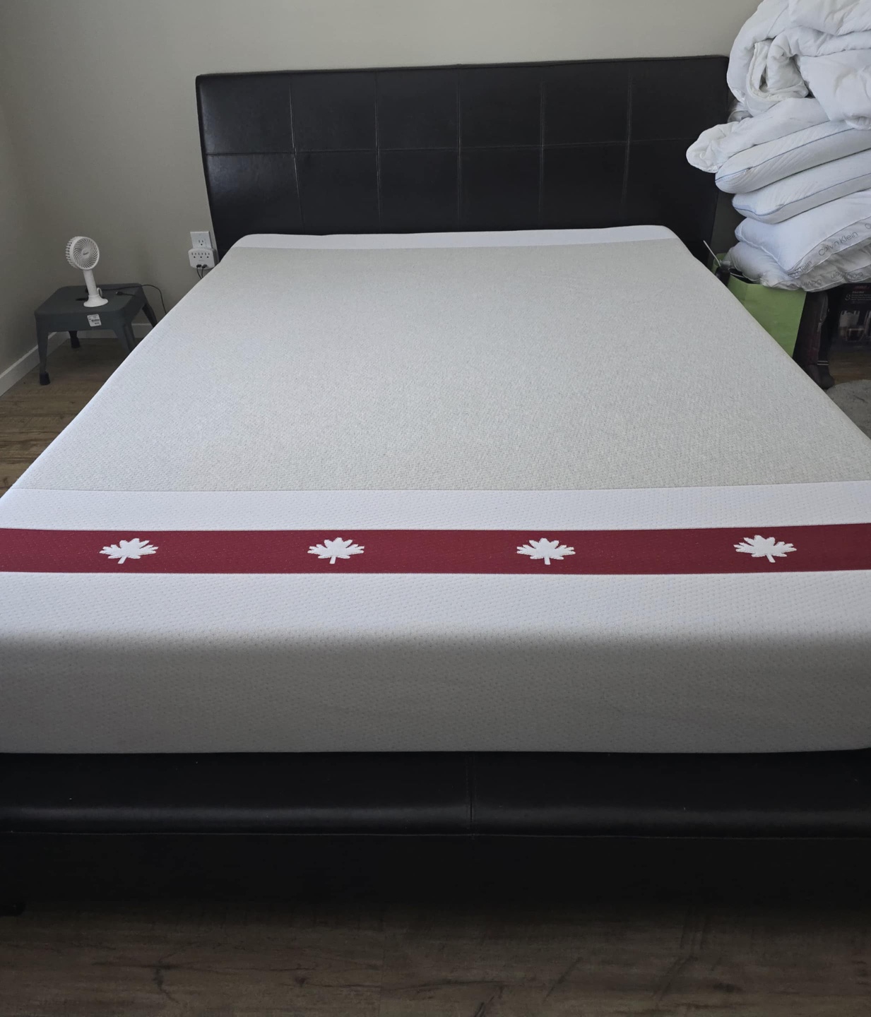 Juno Mattress - Great Condition! - photo 2