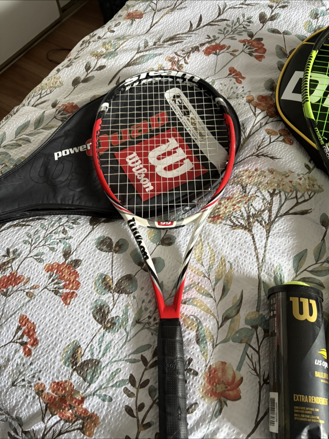 Tennis Rackets and Diadora Bag - photo 2