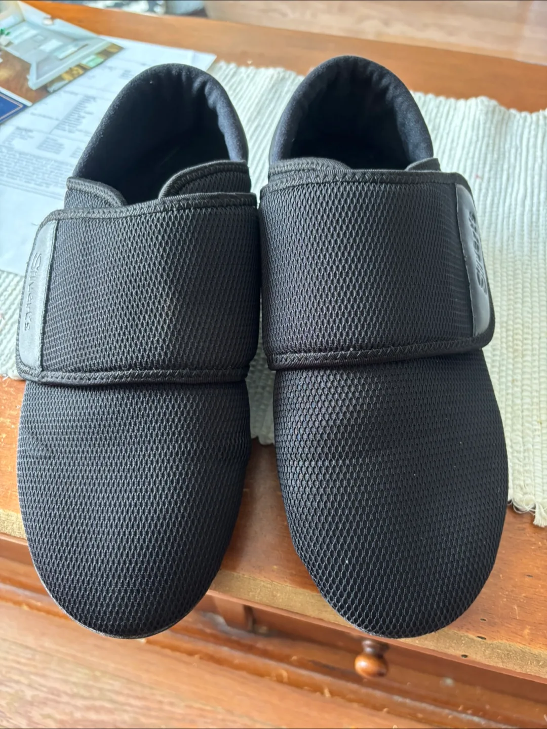 Silvert's Black Adaptive Shoes/slippers US 9 thumbnail