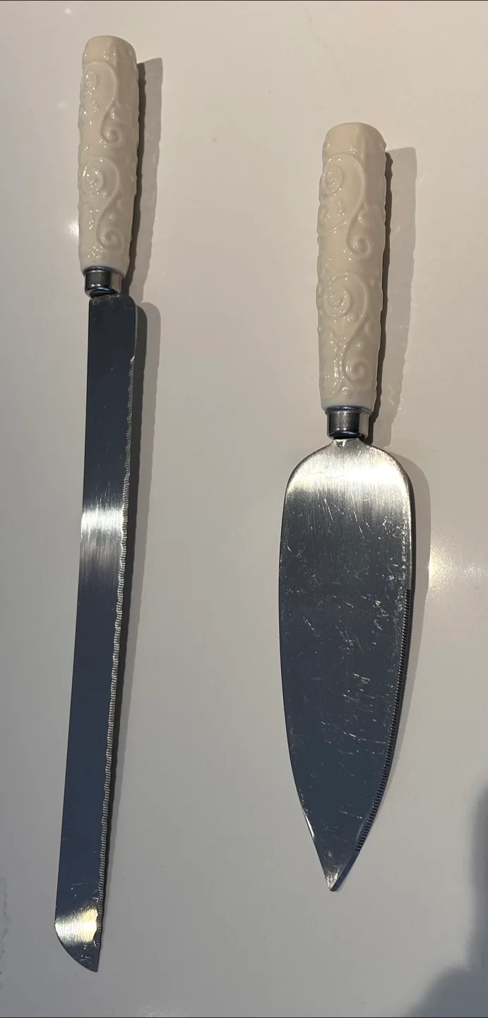 Cake Knife and Server Set thumbnail