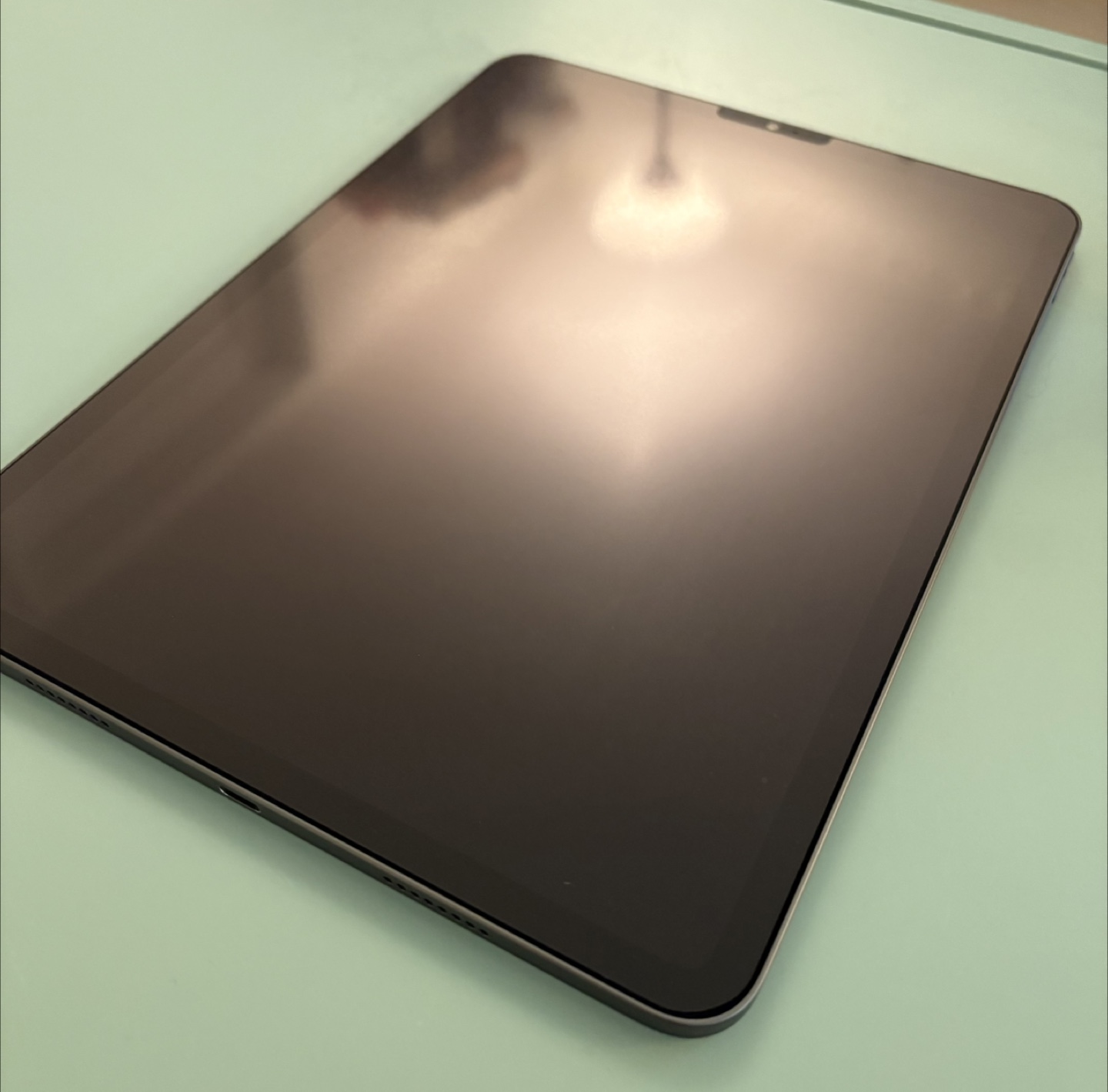 Apple iPad Pro 11” 256gb wifi only+apple pencil 2nd gen