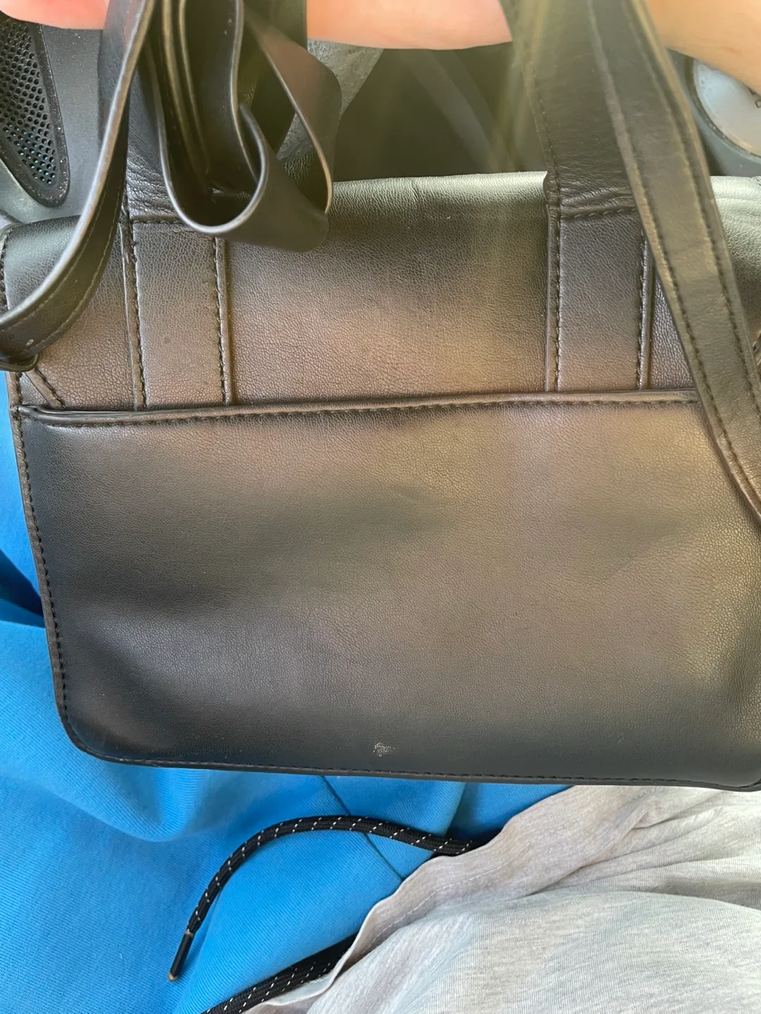 Karl Lagerfeld Paris Black Crossbody messenger Bag/ purse image indicator(4)